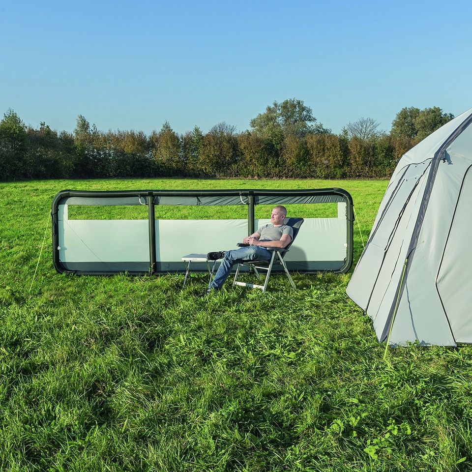 Windschutz aufblasbar 480x140 cm