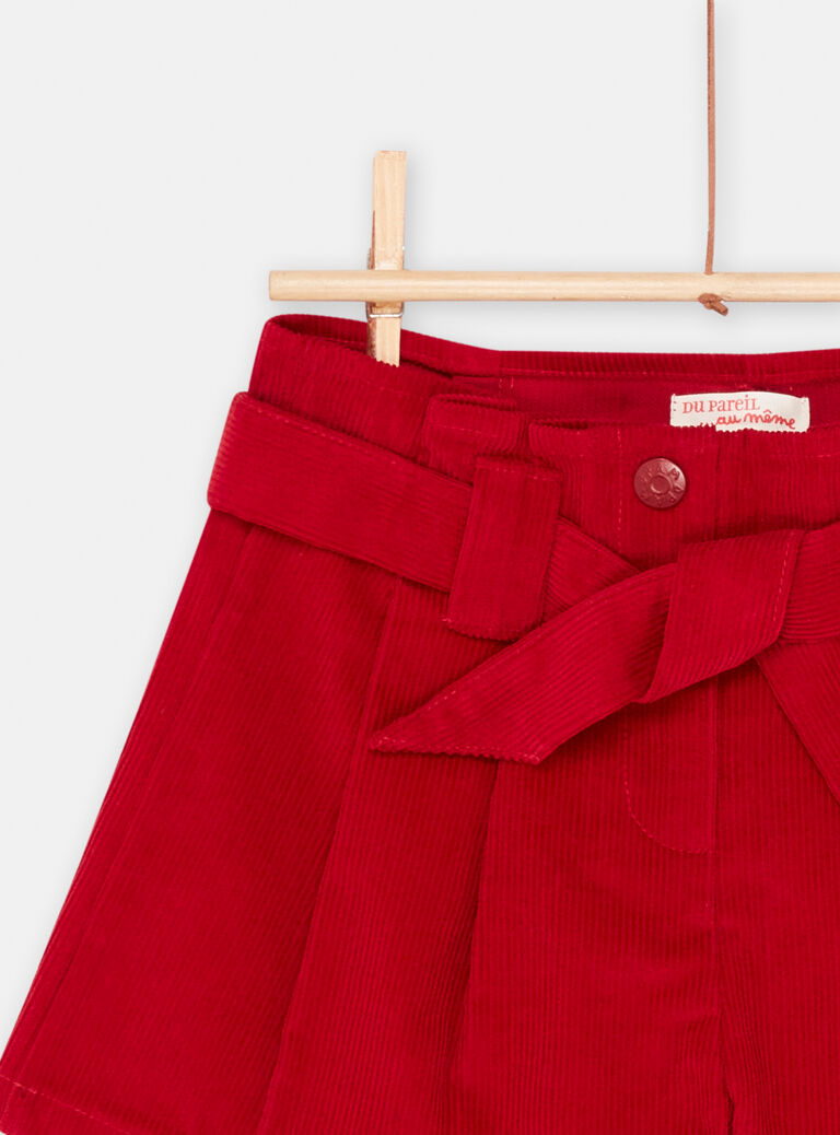 Short rouge carmin fille