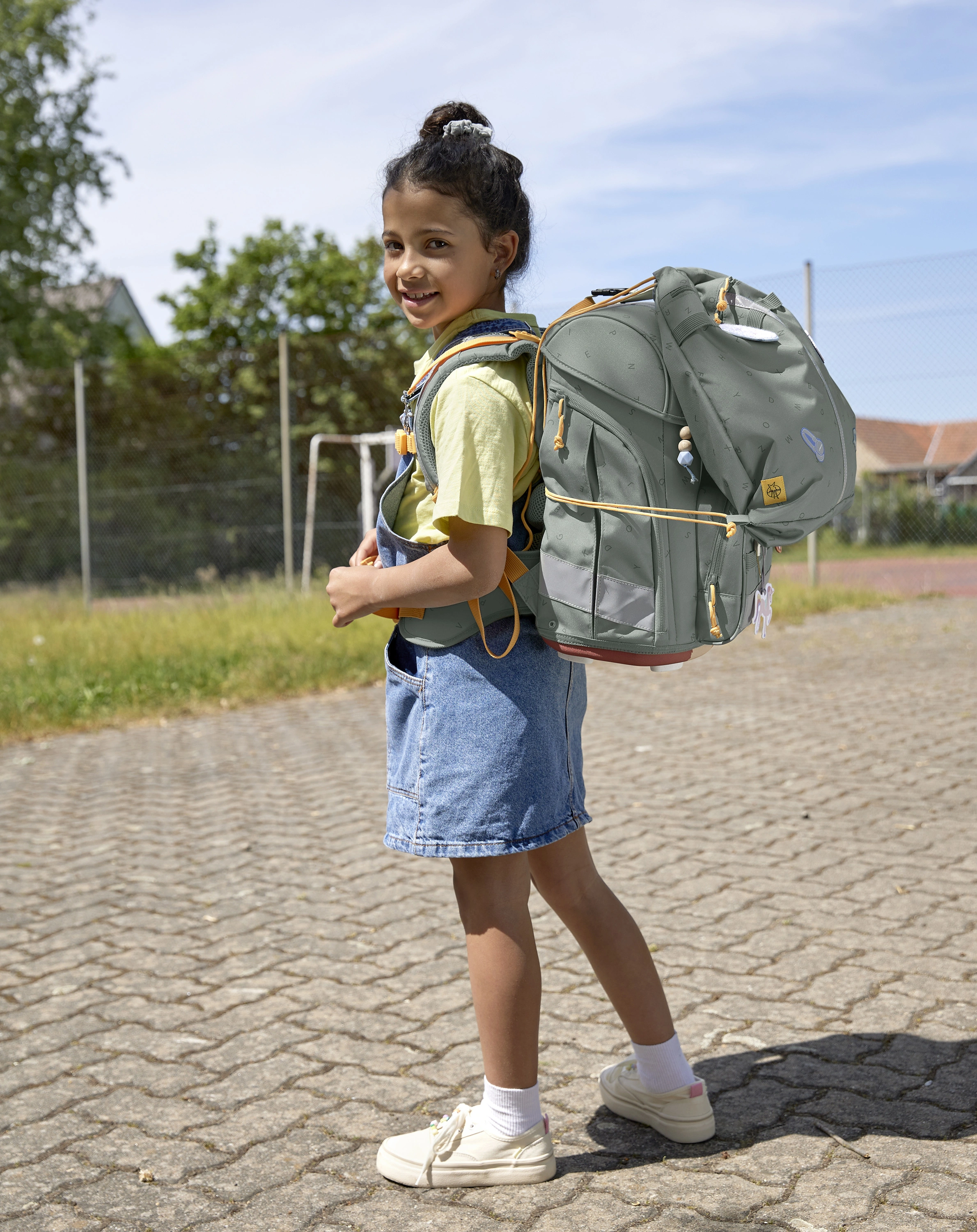 Schulranzen-Set UNIQUE (30x25x41) 9-teilig in green