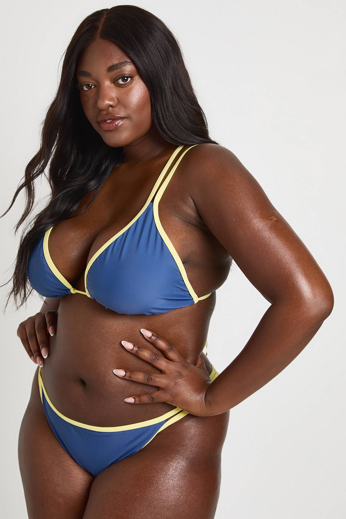 boohoo Bikini Taille Haute Grande Taille À Détails Contrastés
