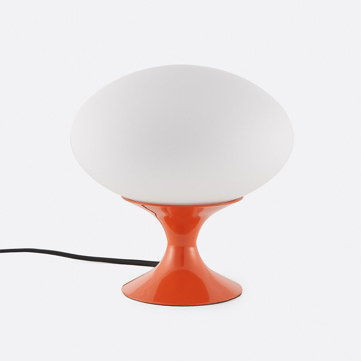 LA REDOUTE INTERIEURS<br>Candeeiro de mesa em vidro opalino e ferro Merisa