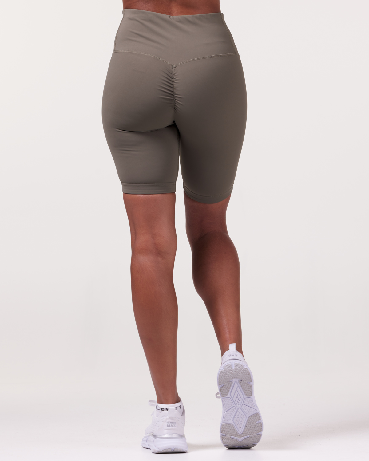 LEVITY Magnify Scrunch Biker Shorts 2.0 Green Olive