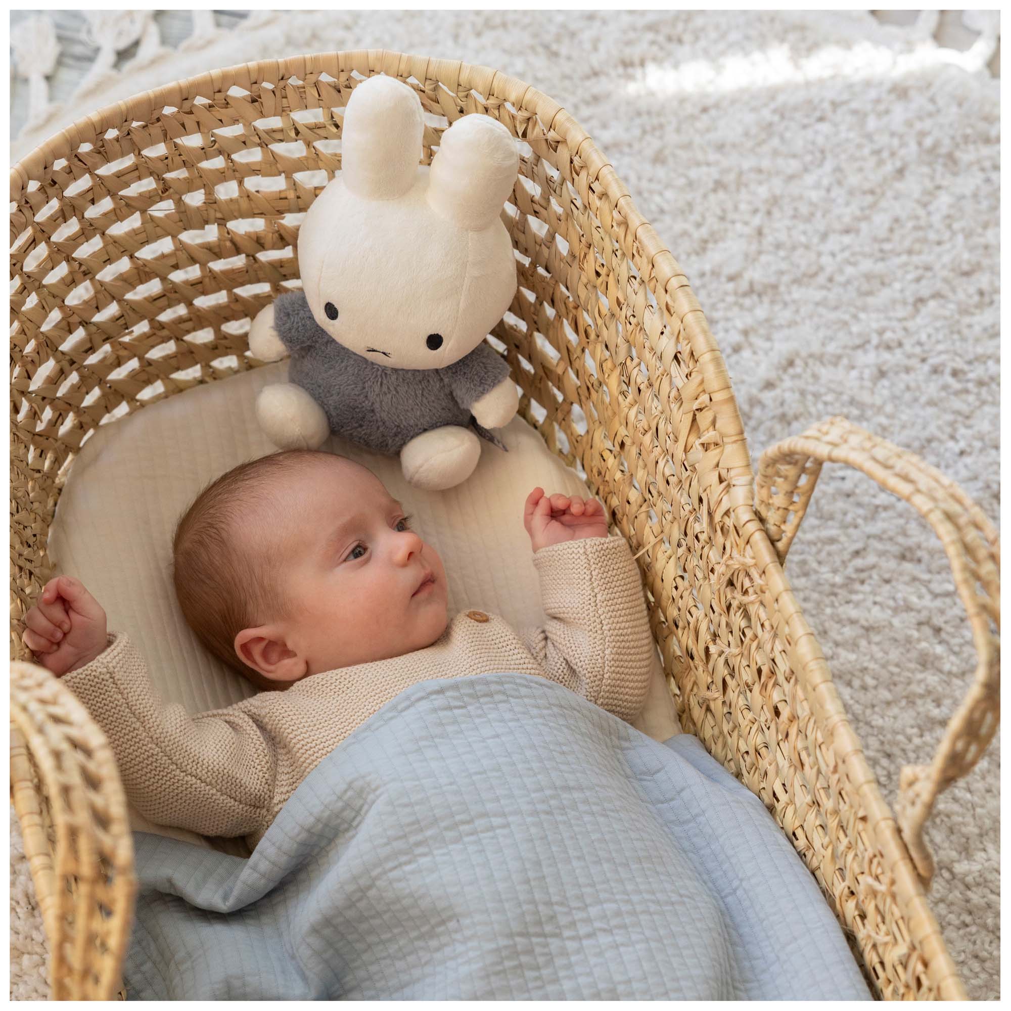 Nijntje knuffel Fluffy Blue 25cm blauw