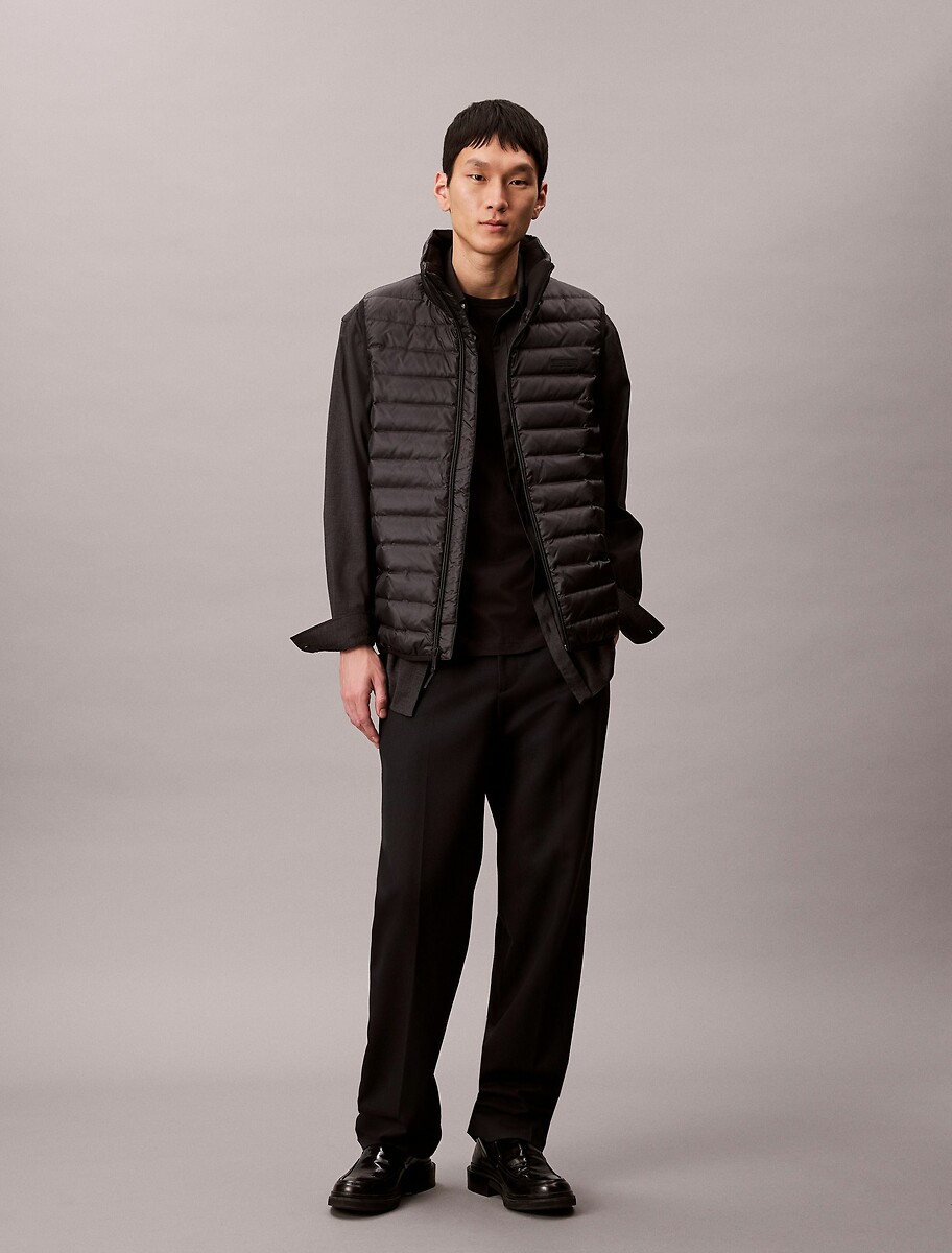 CALVIN KLEIN<br>Colete