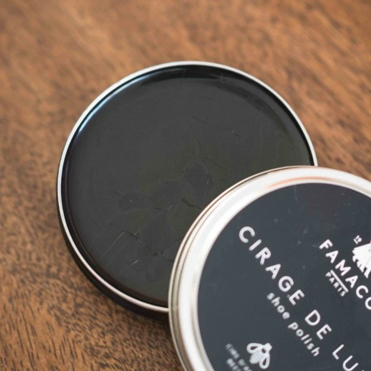 Cire Abeille-Cire abeille noire pour cuir lisse