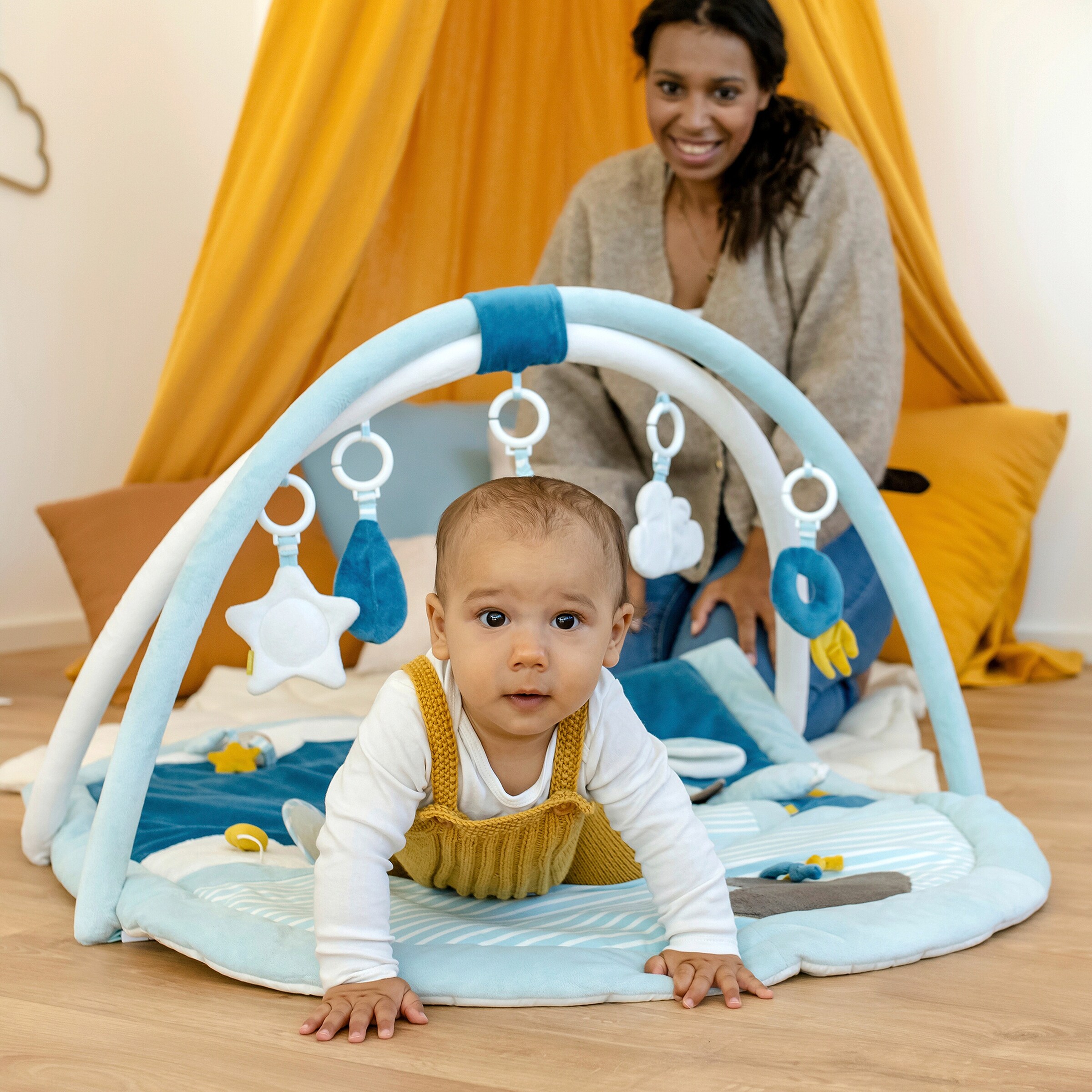 Fehn Spielbogen mit 3-D-Activity-Decke Little Castle