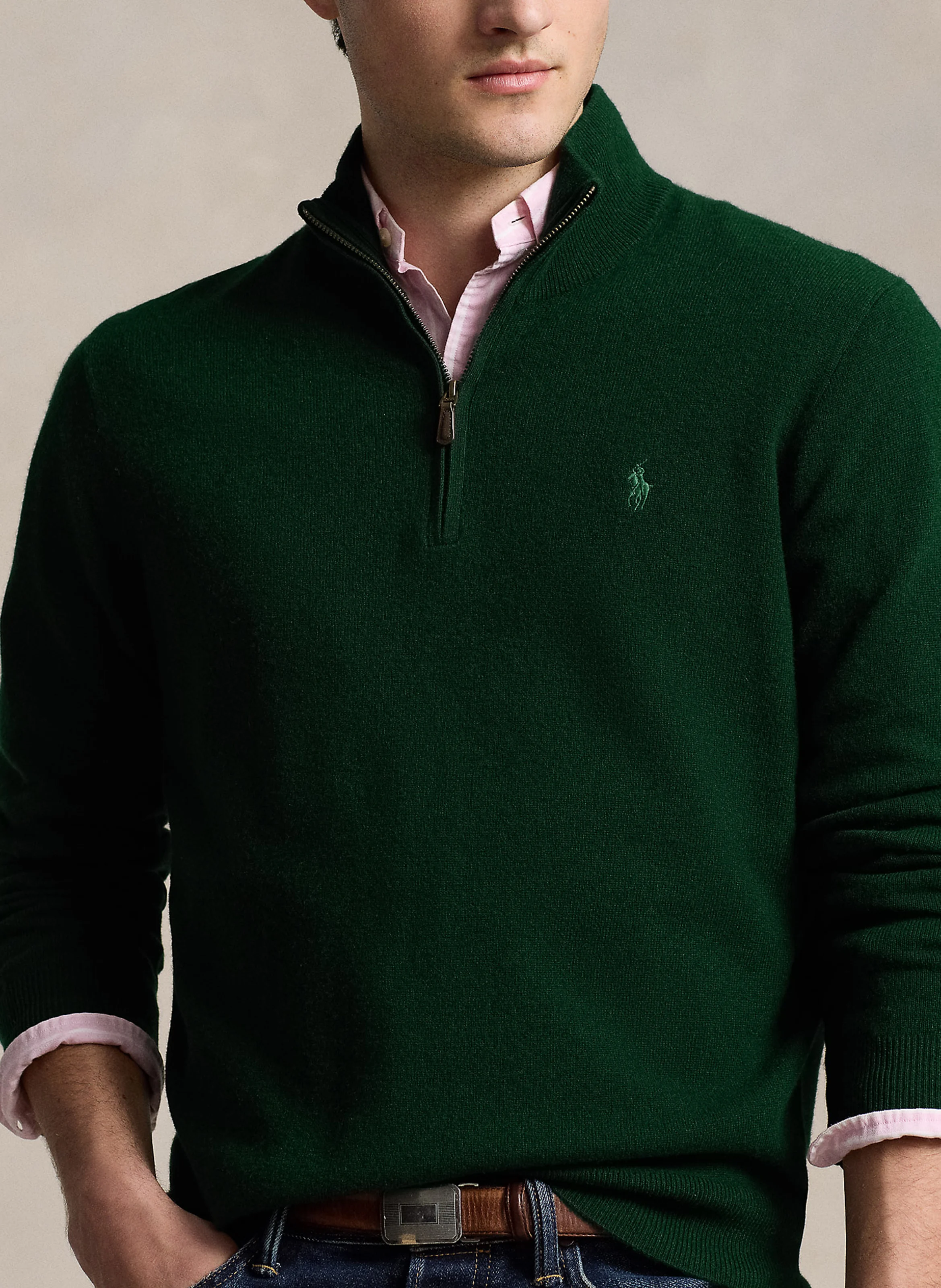 Pull col montant regular-fit brodé en laine mérinos | Kaki