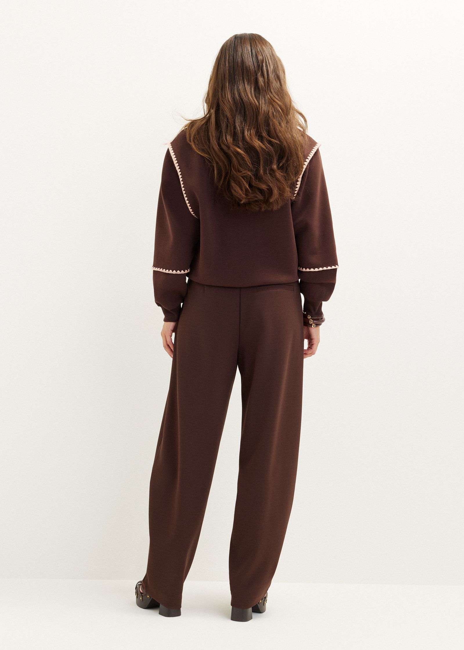 Sweater met feston details
