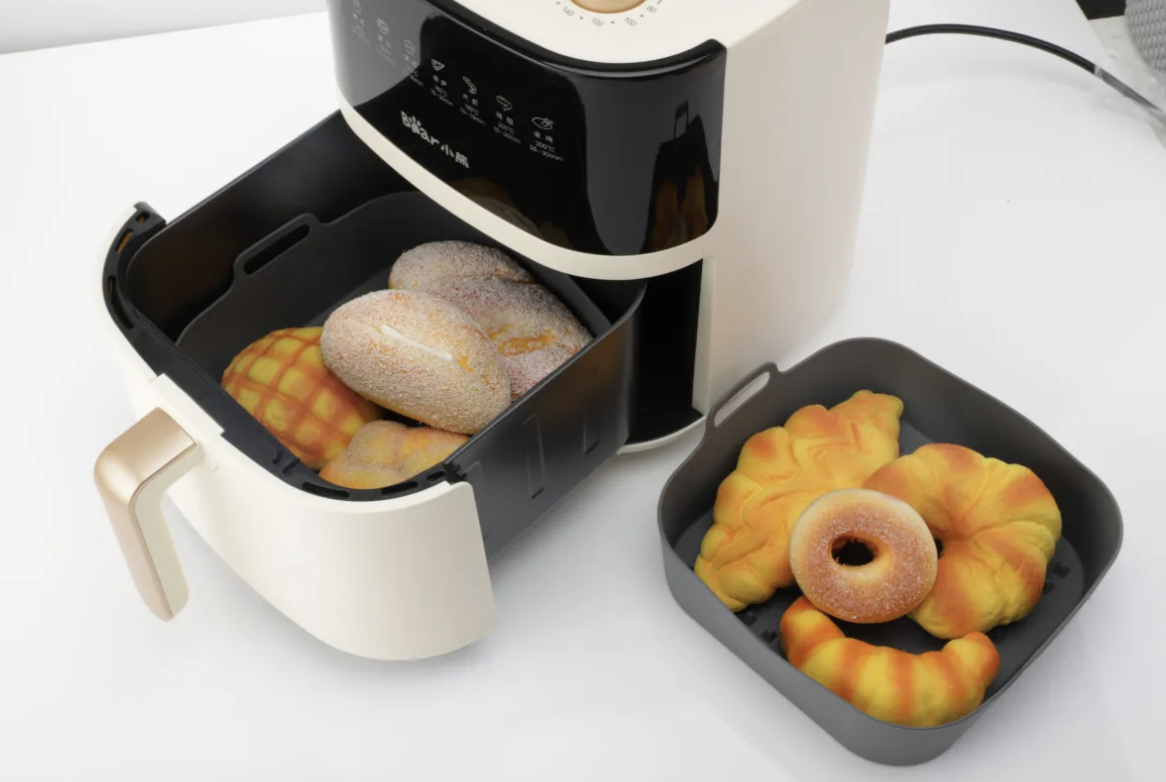 (20x20cm) Silikon Airfryer Backform Schale Heissluft Fritteuse Unterlage (GS1024) - Schwarz