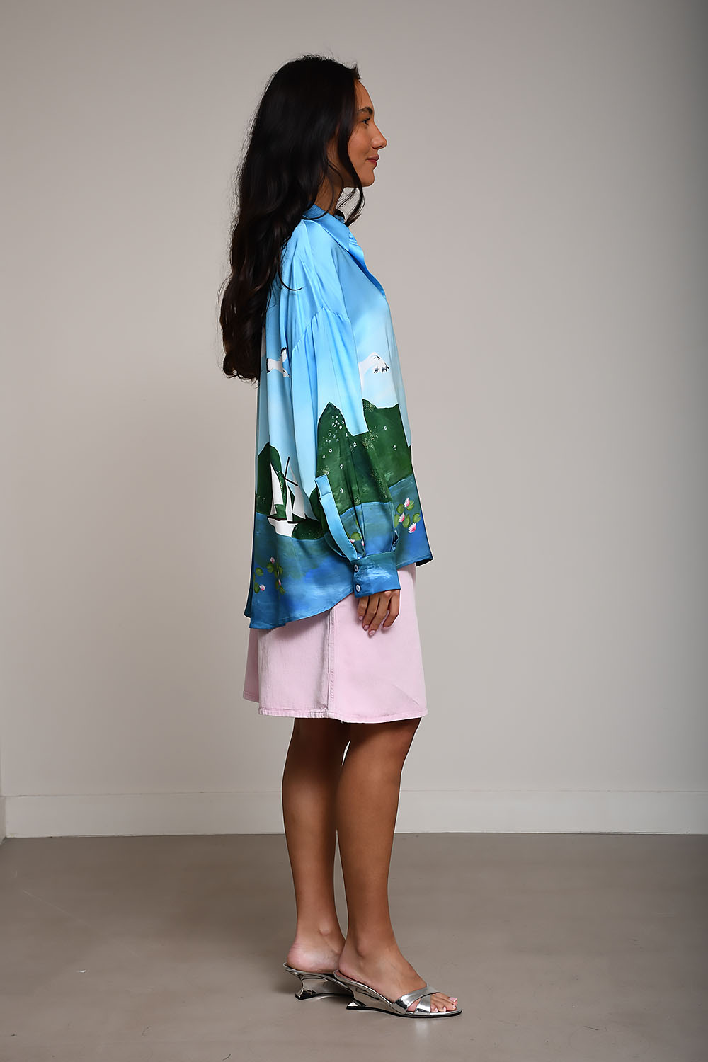 Penny sailing top