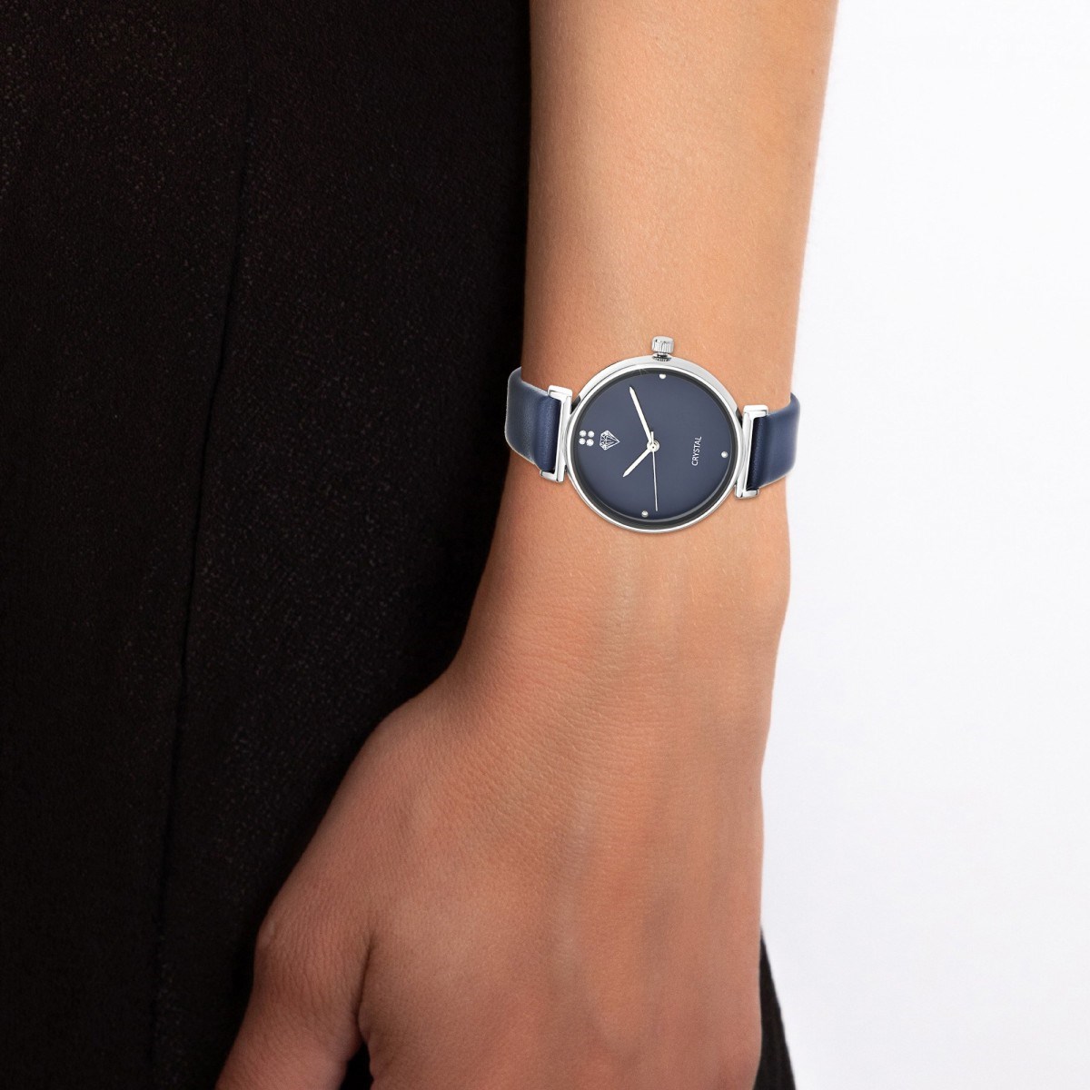 Montre élégante Izia SC Crystal ornée de 4 cristaux scintillants