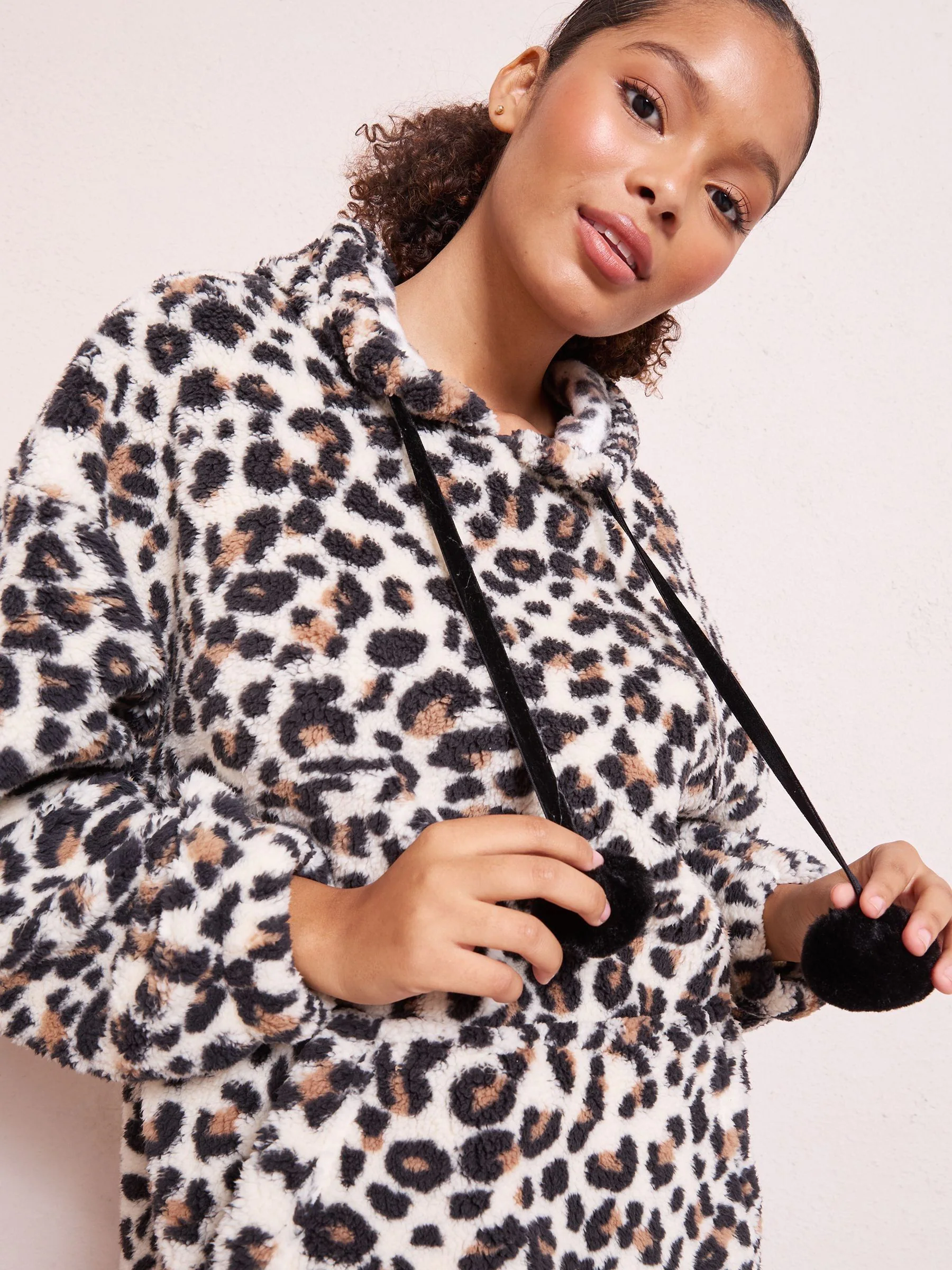 Luipaard - Friends Like These Print Snoodie