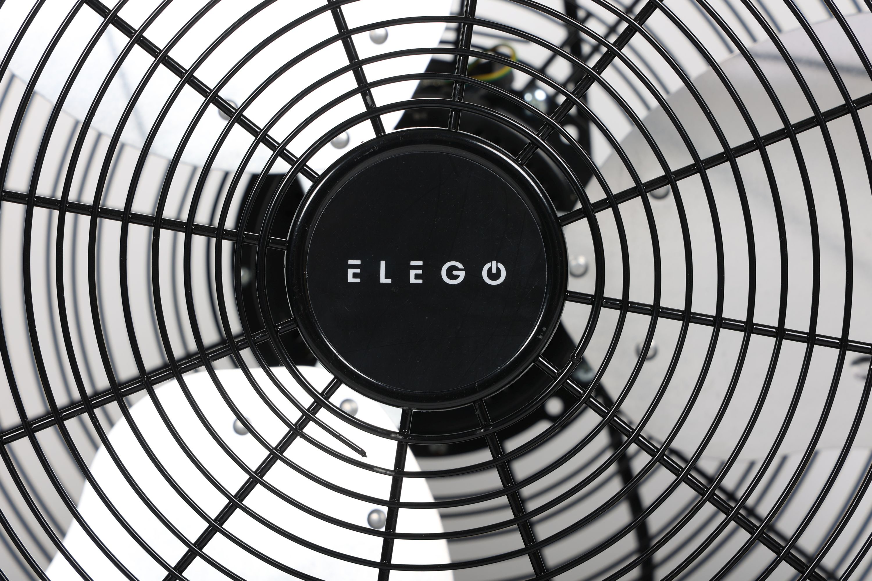 Bodenventilator 61 cm schwarz