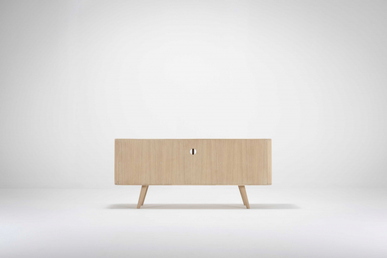 Gazzda Ena dressoir tv-meubel drie 135x42 naturel