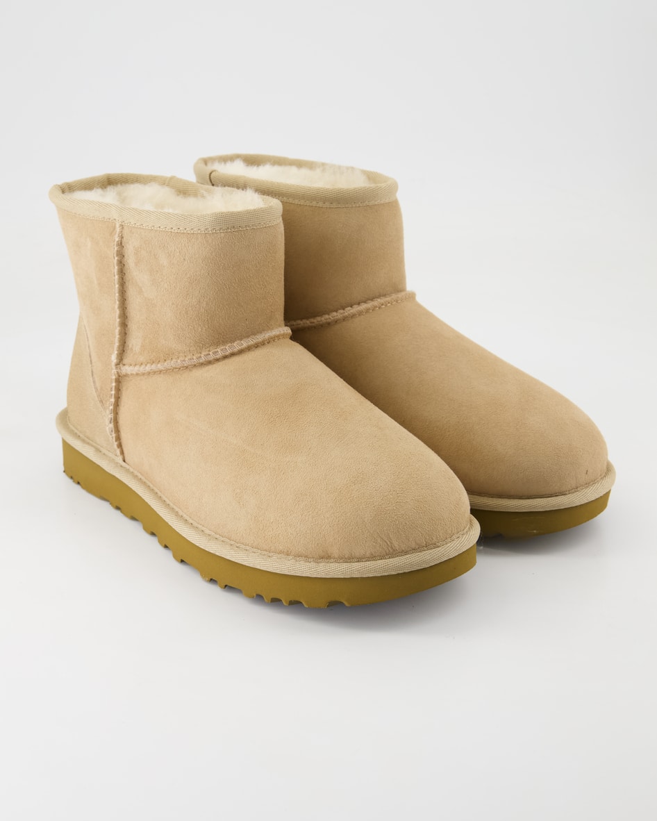 UGG Classic Mini Winterschuhe in Beige
