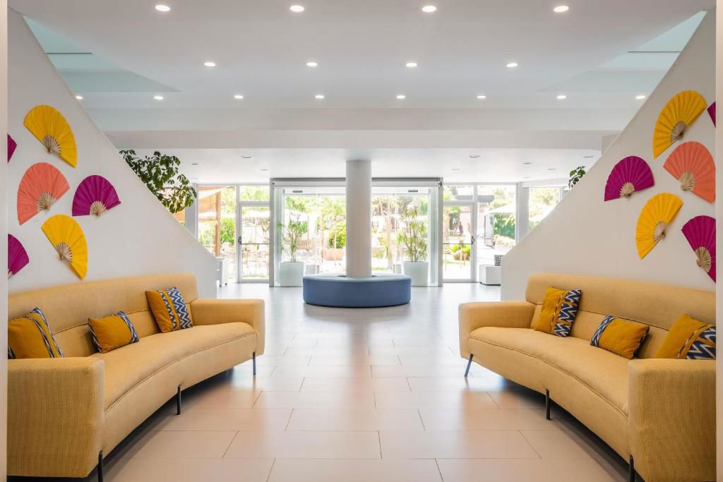 ALEGRIA Fenals Mar Logies - Hotel