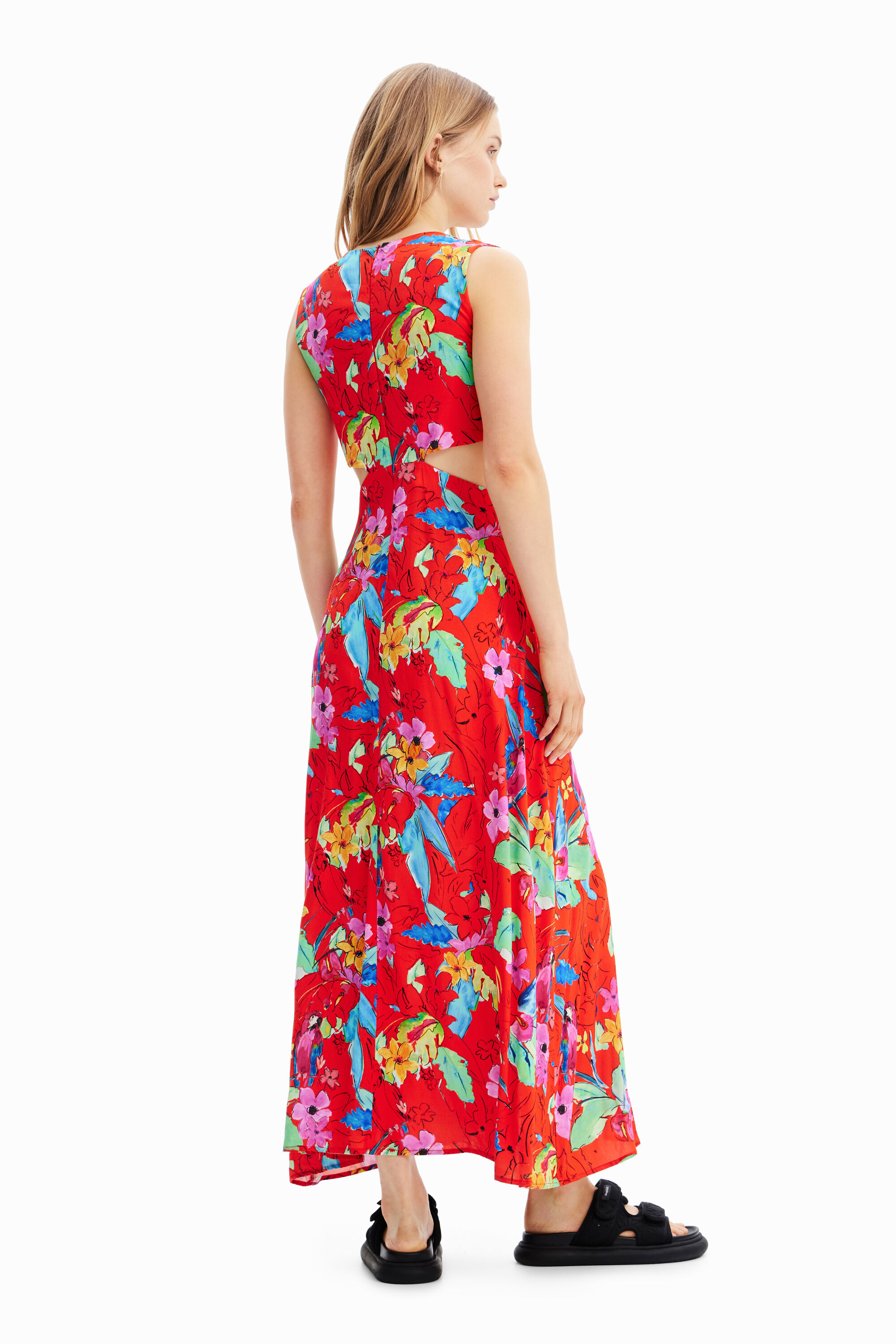 Robe longue découpes