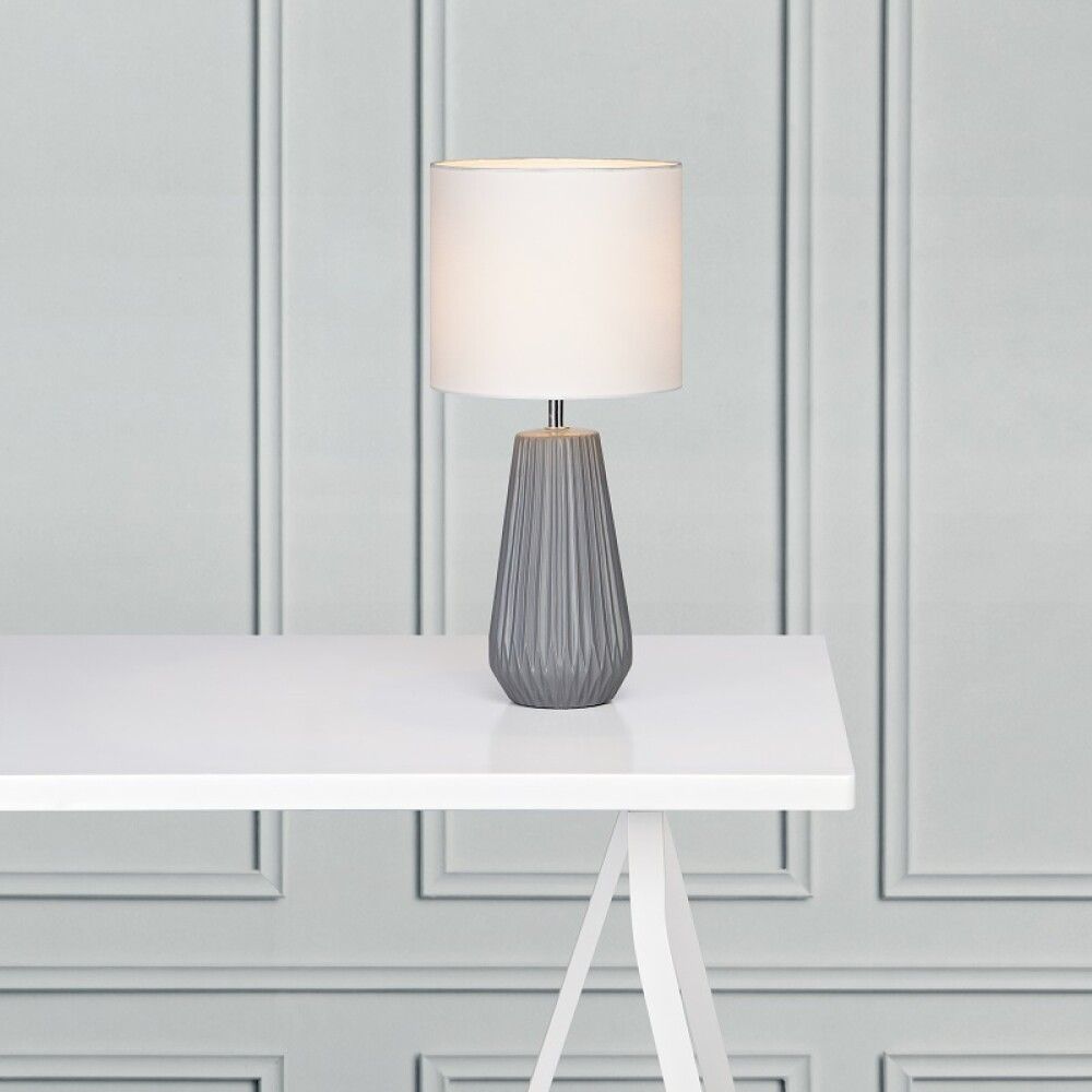 BORDLAMPE MARKSLÖJD NICCI GRÅ/HVIT