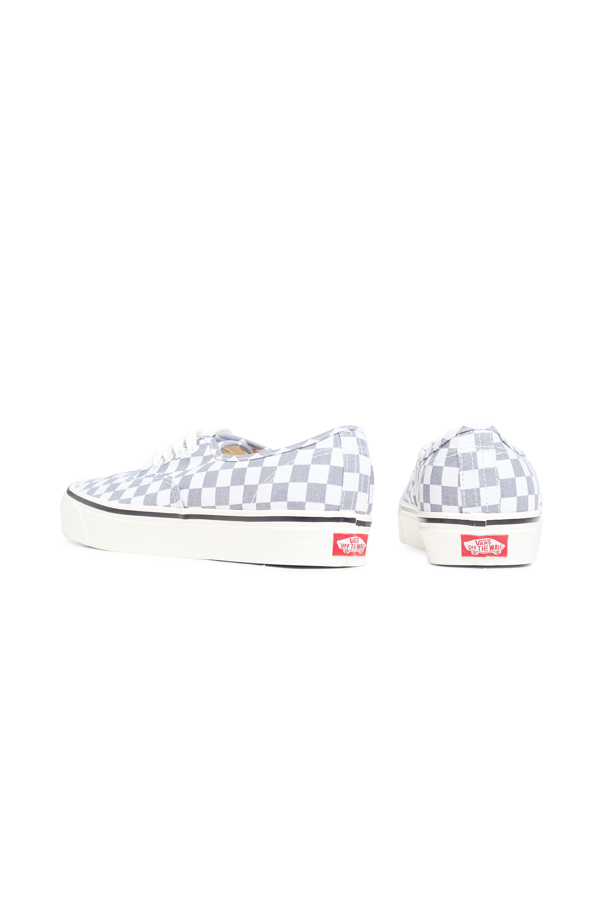 VANS Baskets UA Authentic 44 DX Gris