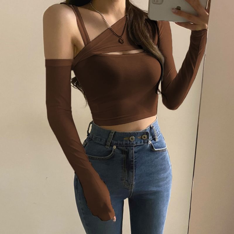 Genrovia - Set: Effen asymmetrische cut-out shrug + camisole top
