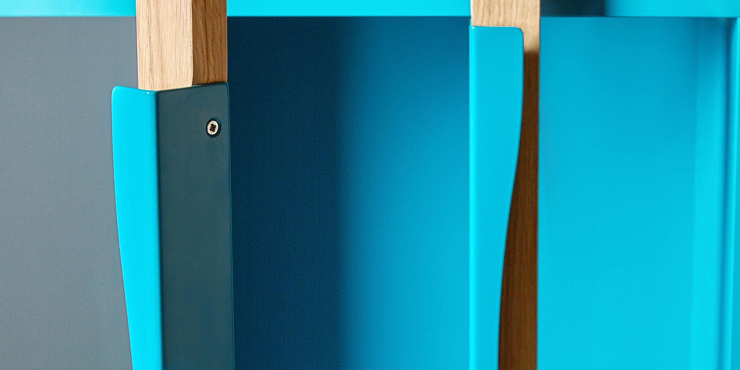 Woodman Bücherregal »Hilla« Breite 88 cm, Türen mit Glaseinsätzen, Holzfurnier aus Eiche, FSC®