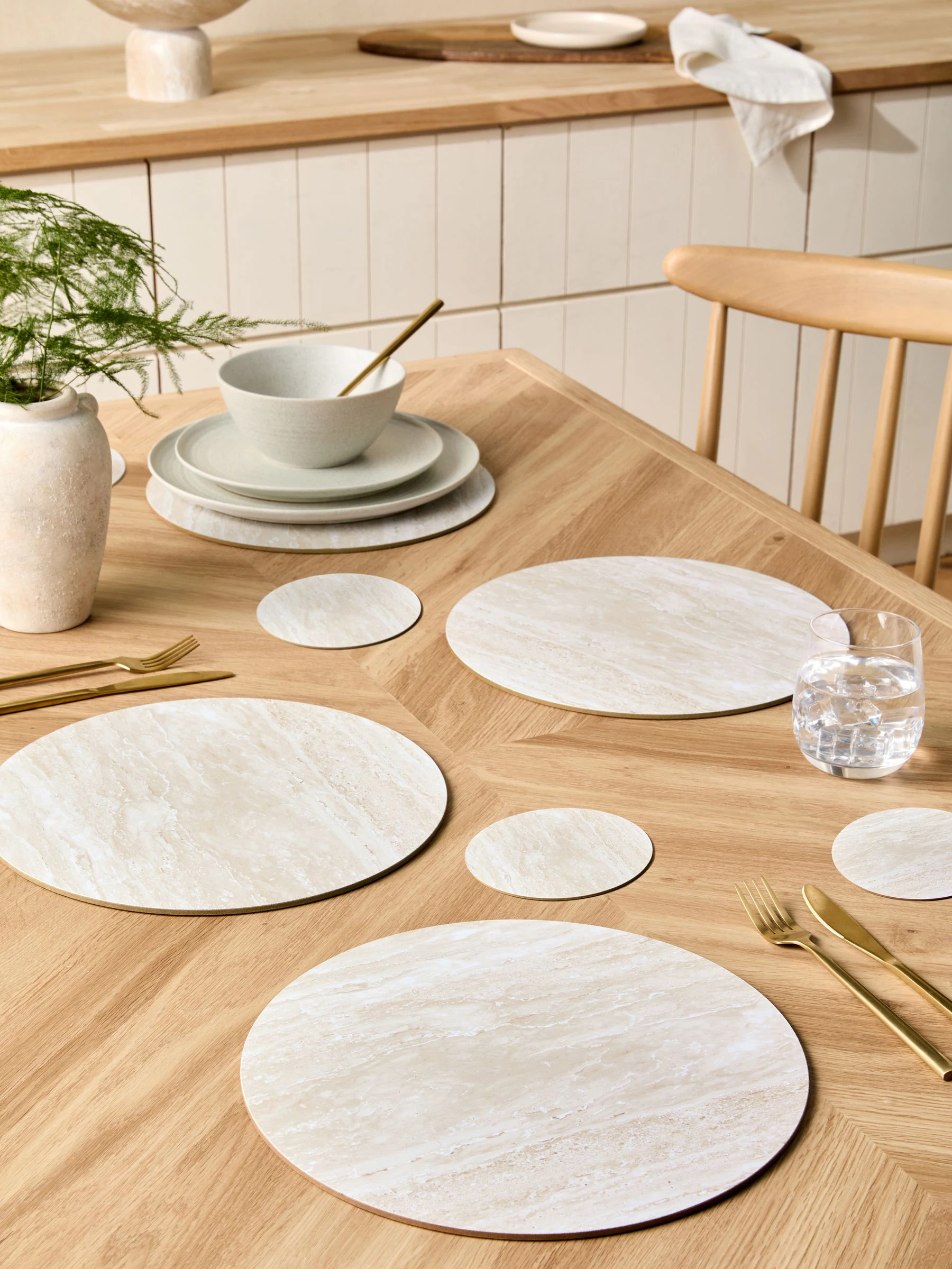Set van 4 placemats en onderzetters met marmereffect