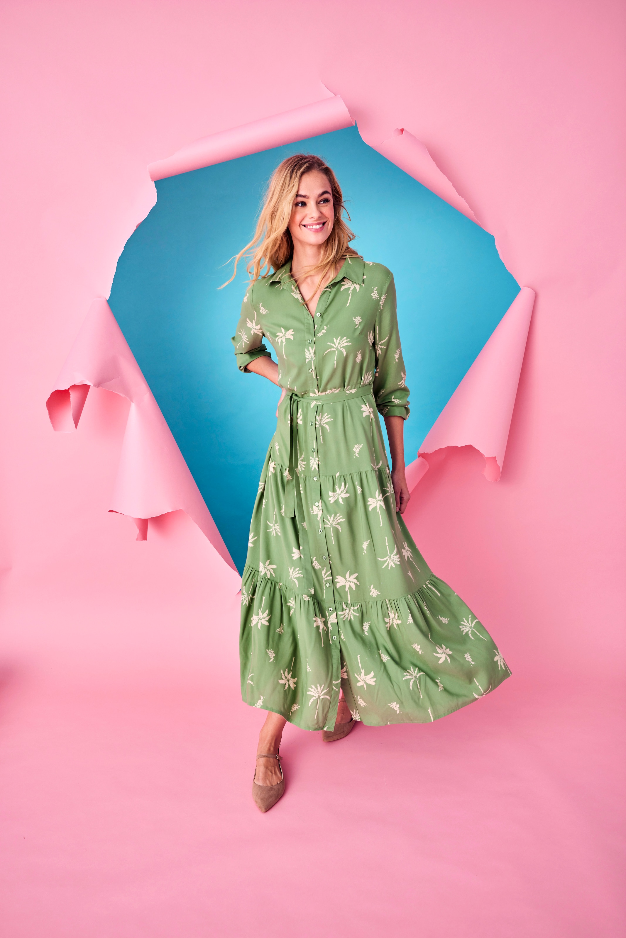 Aniston CASUAL Maxikleid mit abnehmbarem Bindeband,  mit Palmen bedruckt - jedes Teil ein Unikat