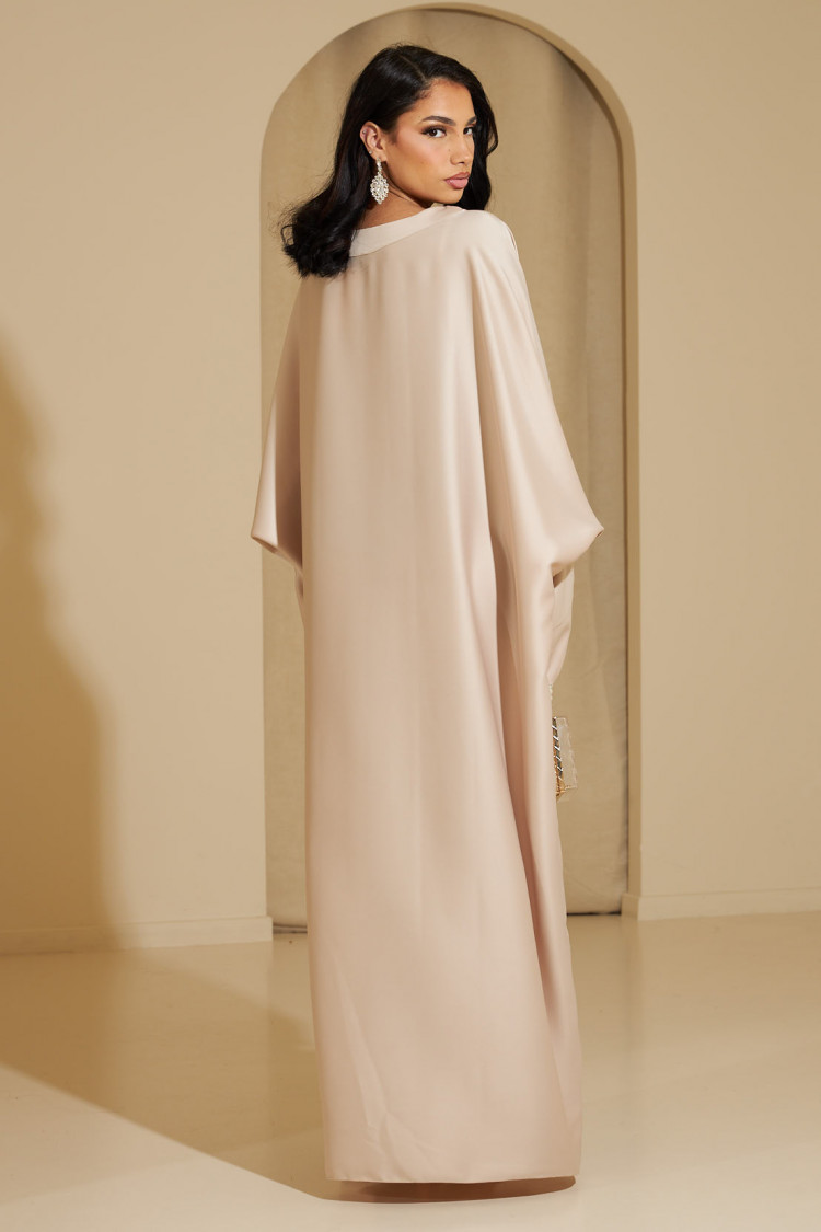 Abaya beige ample satinée