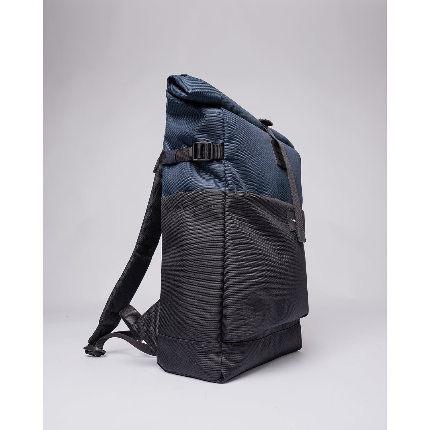 Sandqvist Ilon multi black/navy