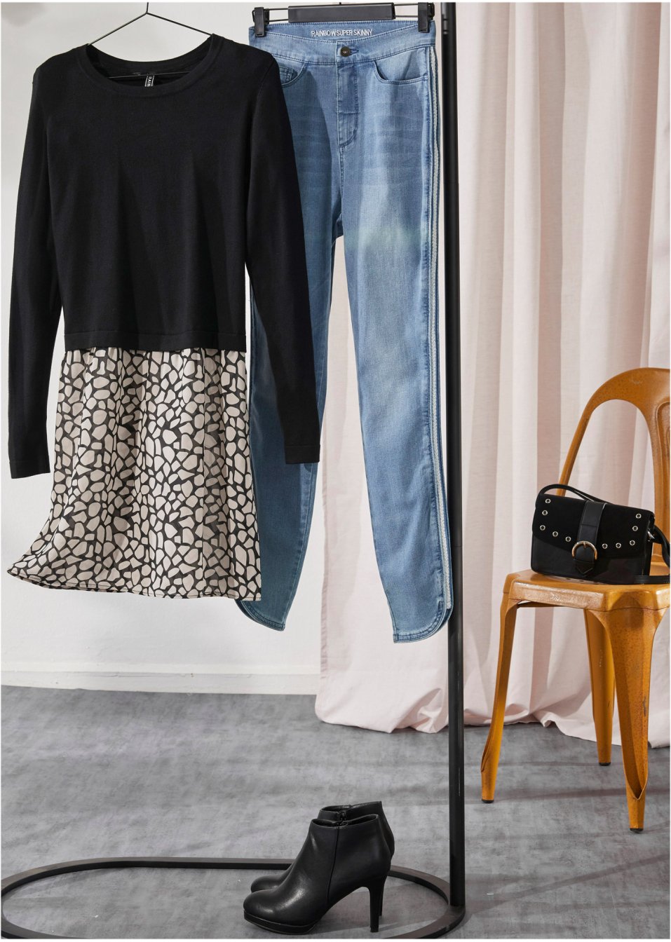 Pull avec empiècement jupe