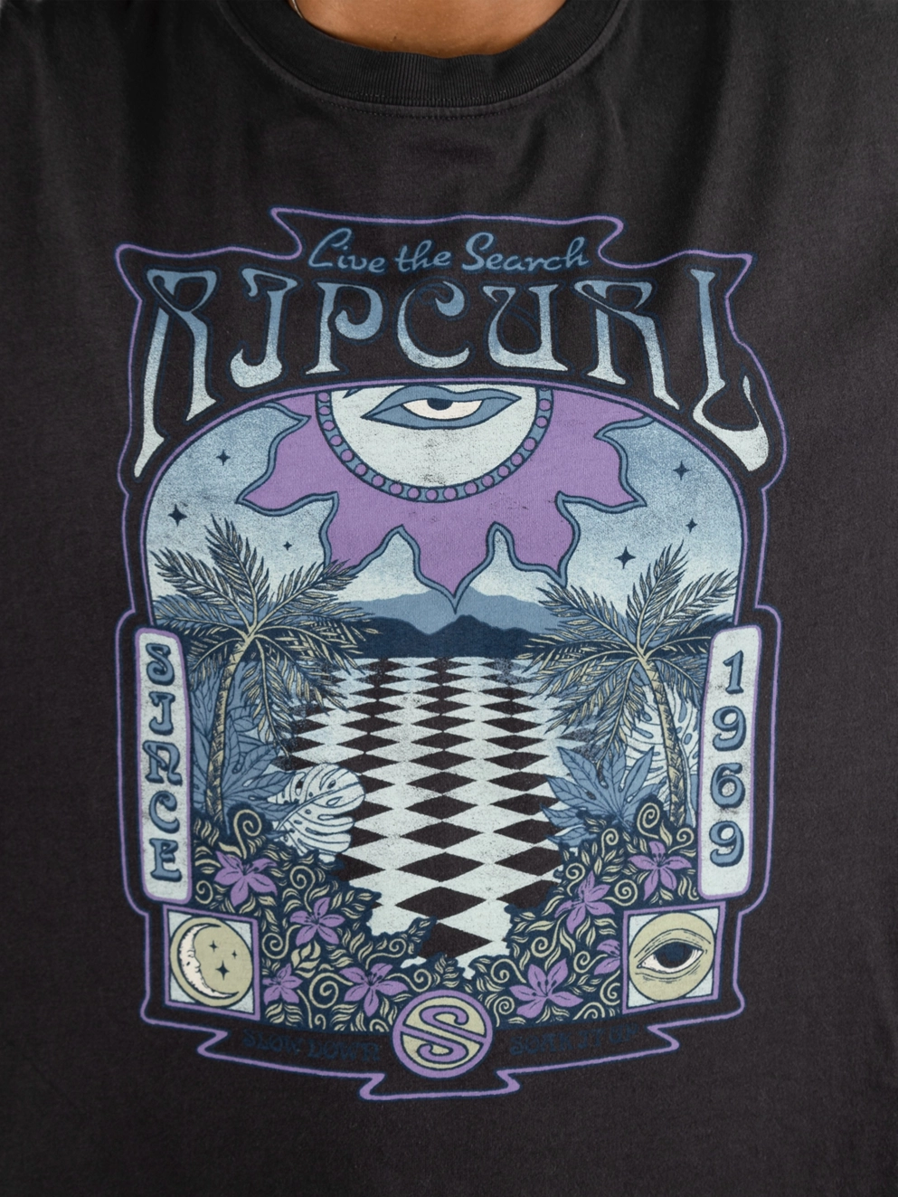 Rip Curl Slow Down Heritage T-Shirt washed black