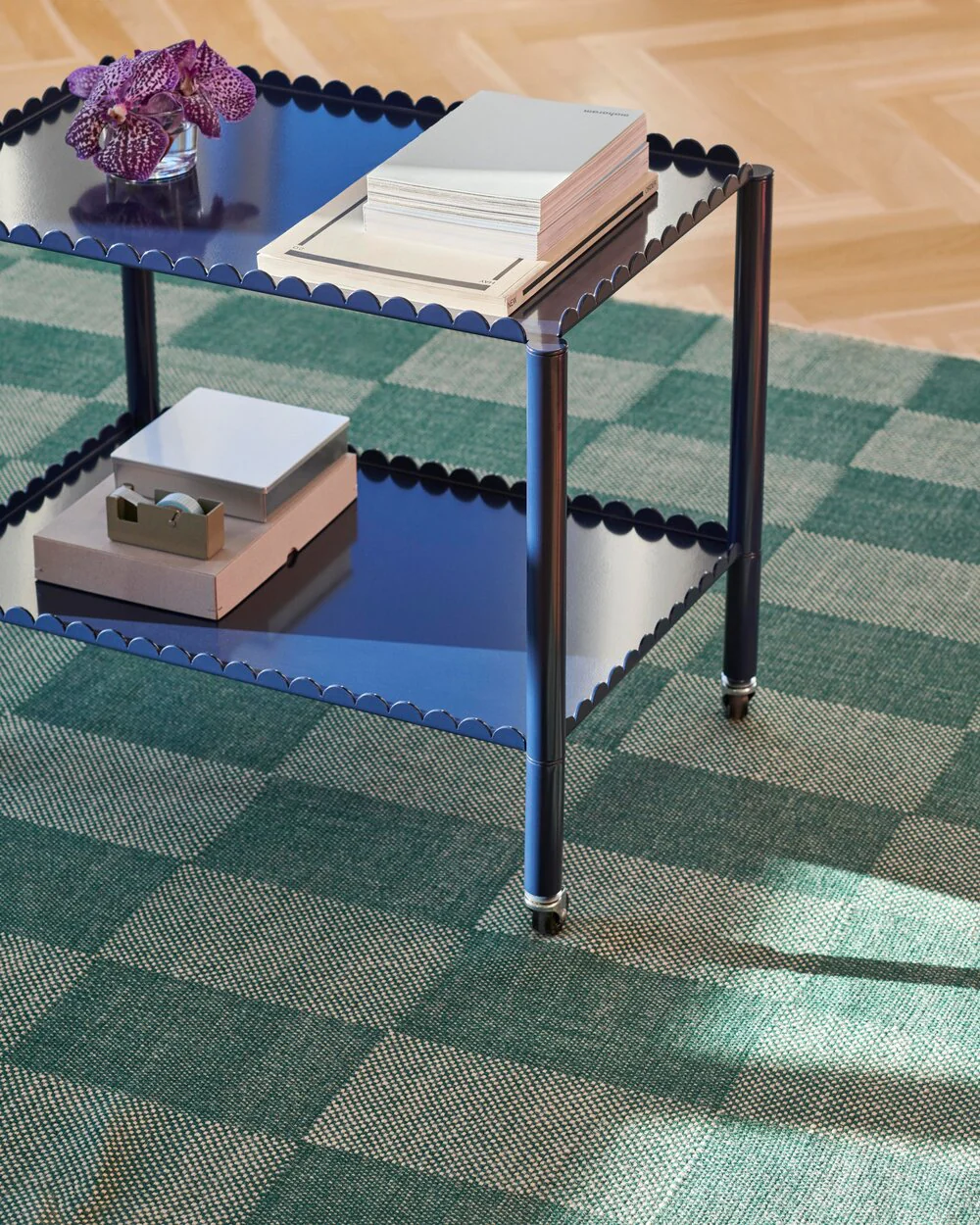 HAY  Arcs Trolley Low rullebord - Steel blue