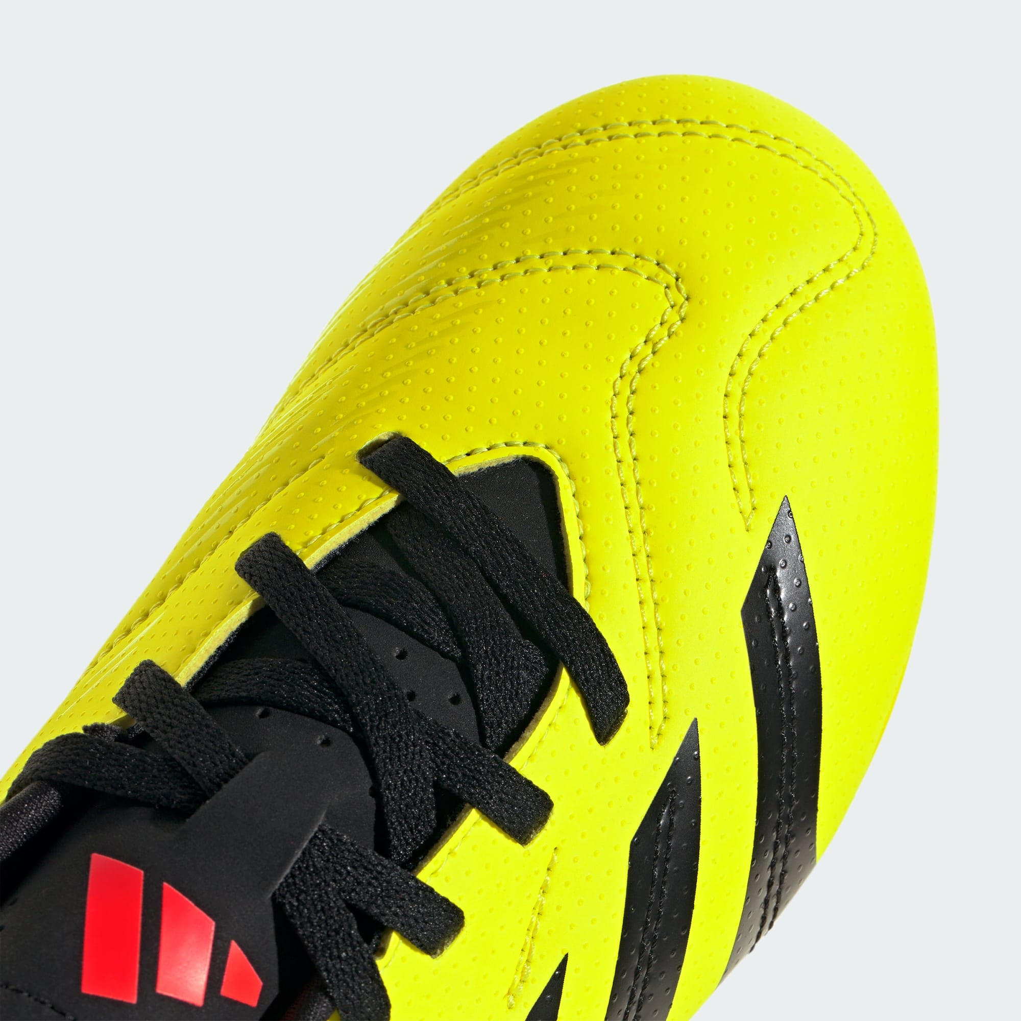 Predator Club L FxG Junior Team Solar Yellow/Core Black/Solar Red