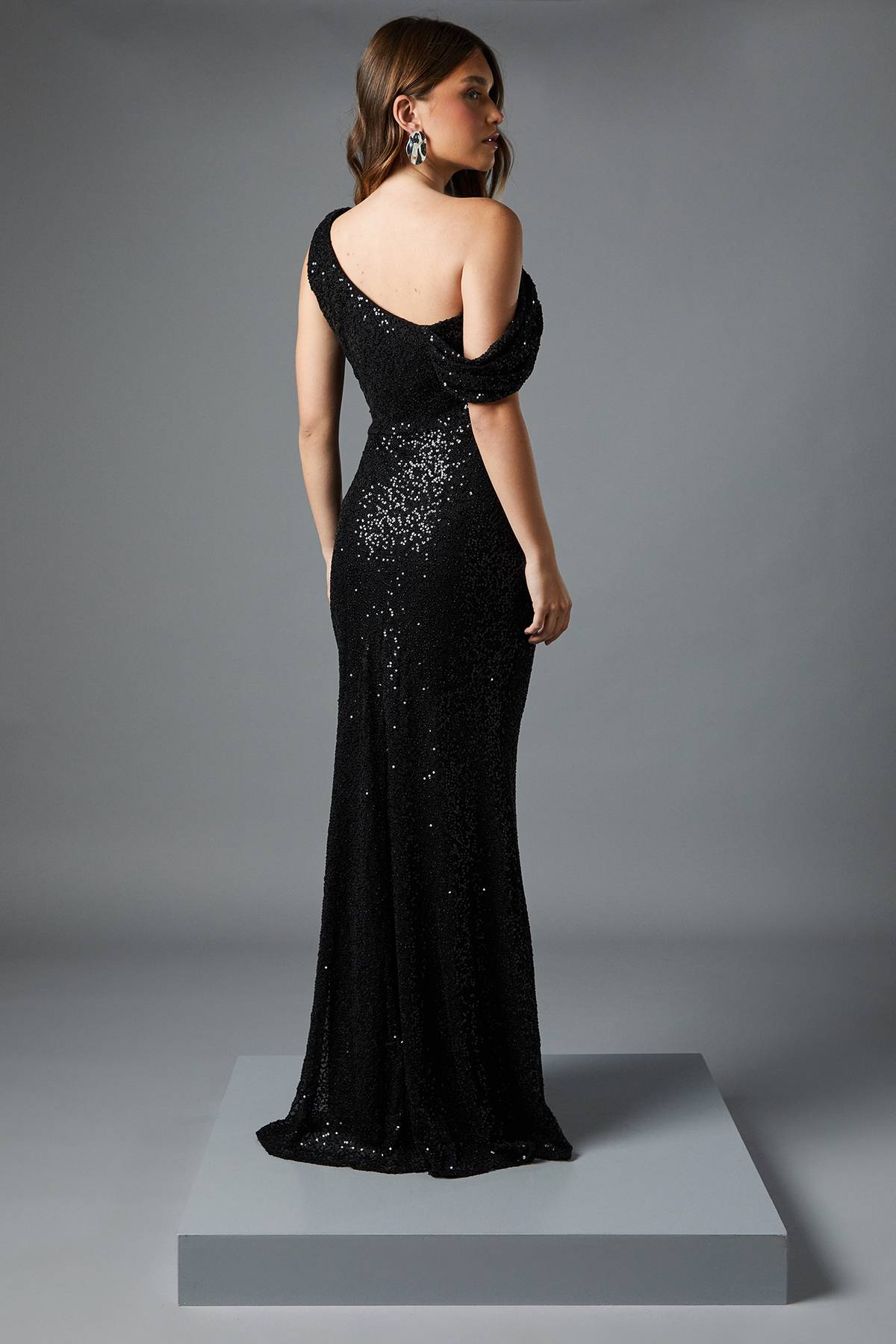 Coast Robe Maxi à Col Bénitier et Sequins