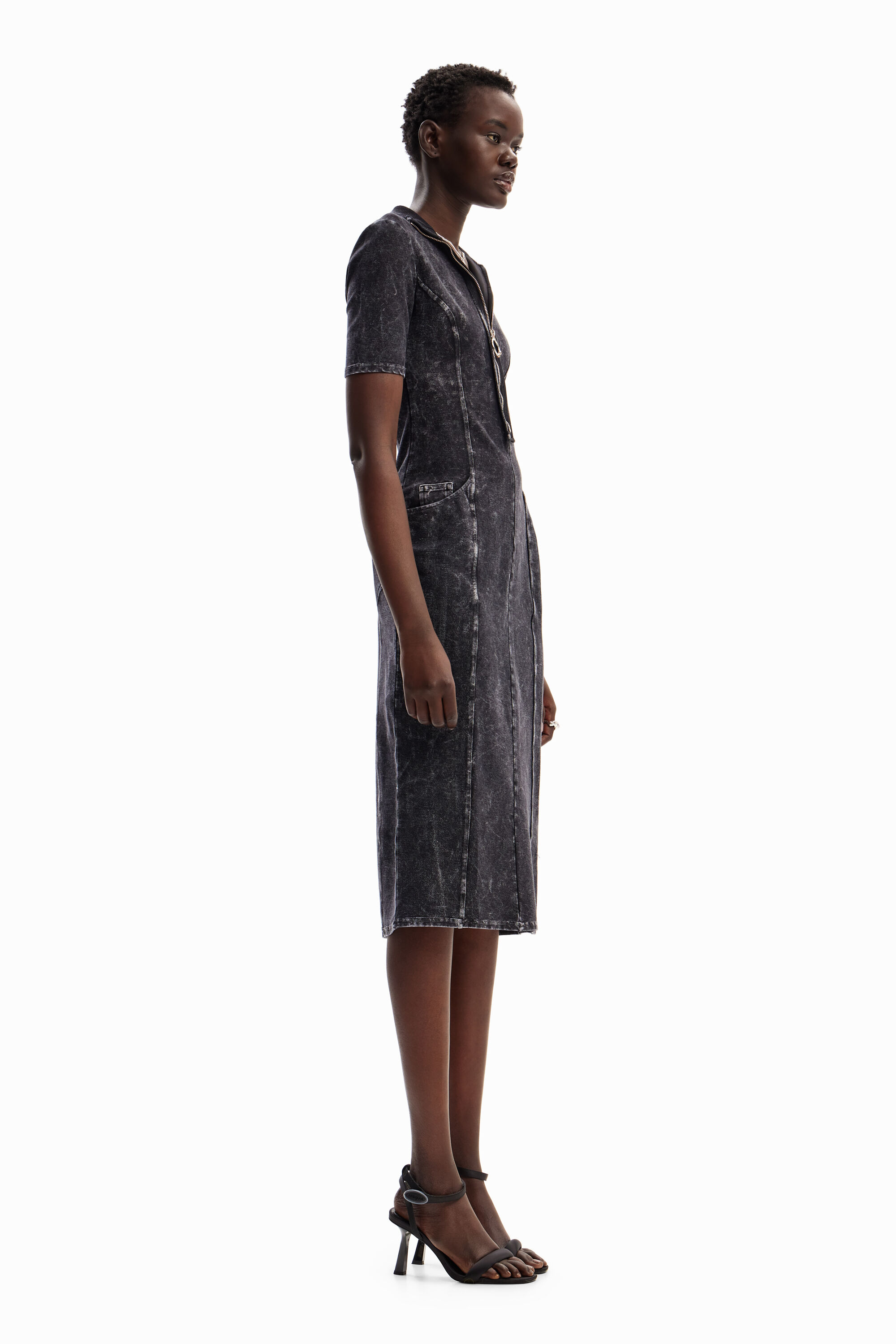 Vestido midi creme Nathy Peluso