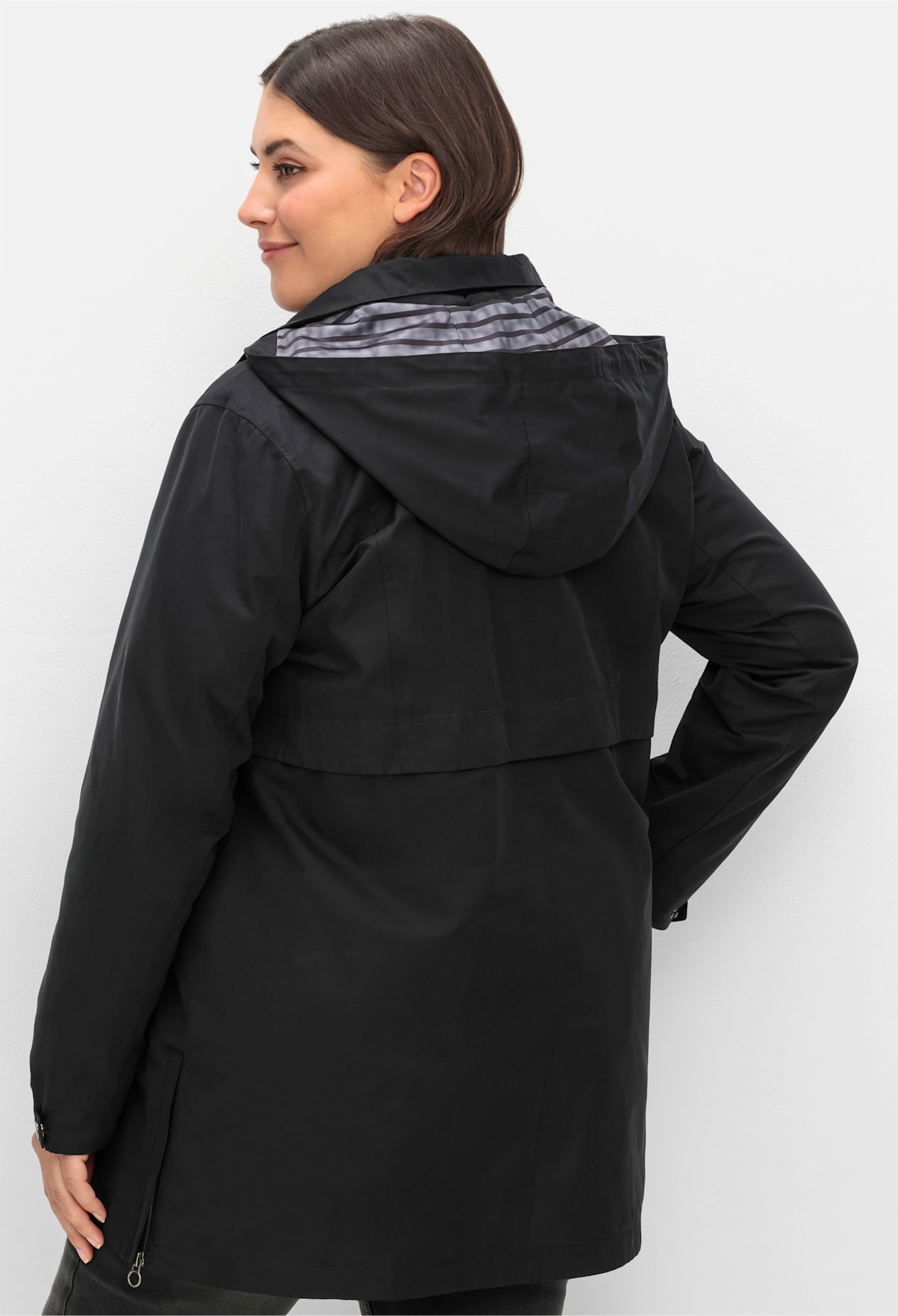 Sheego Outdoorjacke mit Kapuze
