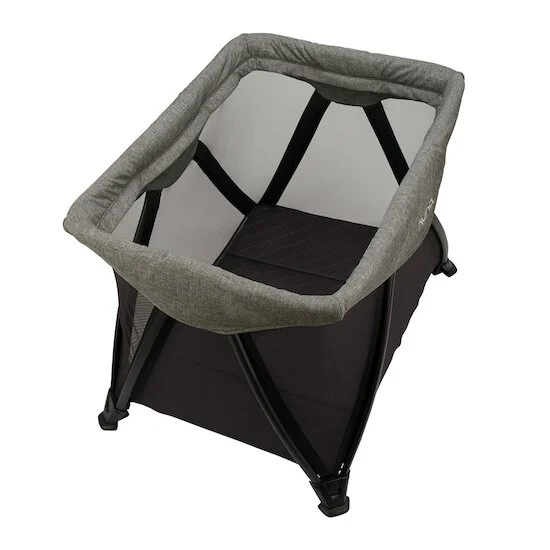 Lit de voyage Sena™ aire   Charcoal        de               Nuna
