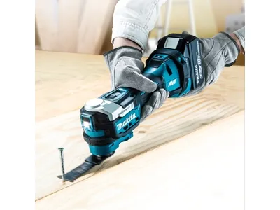 Makita DTM52Z - Oscillerende multiværktøj - ledningfri - 370 W - 18 V - SOLO
