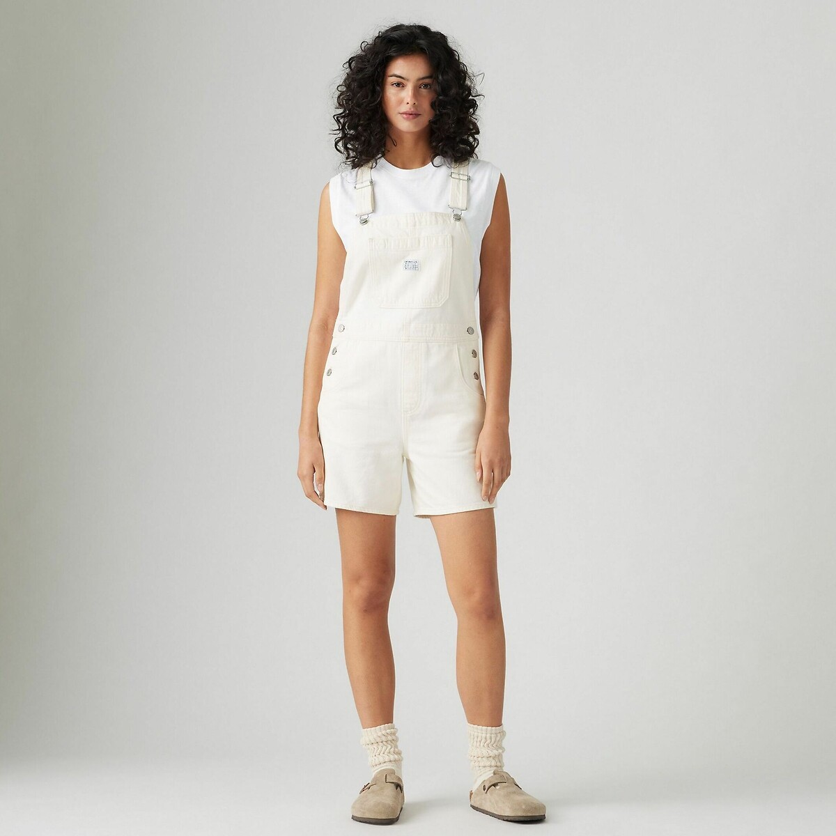 LEVI'S<br>Jardineiras largas