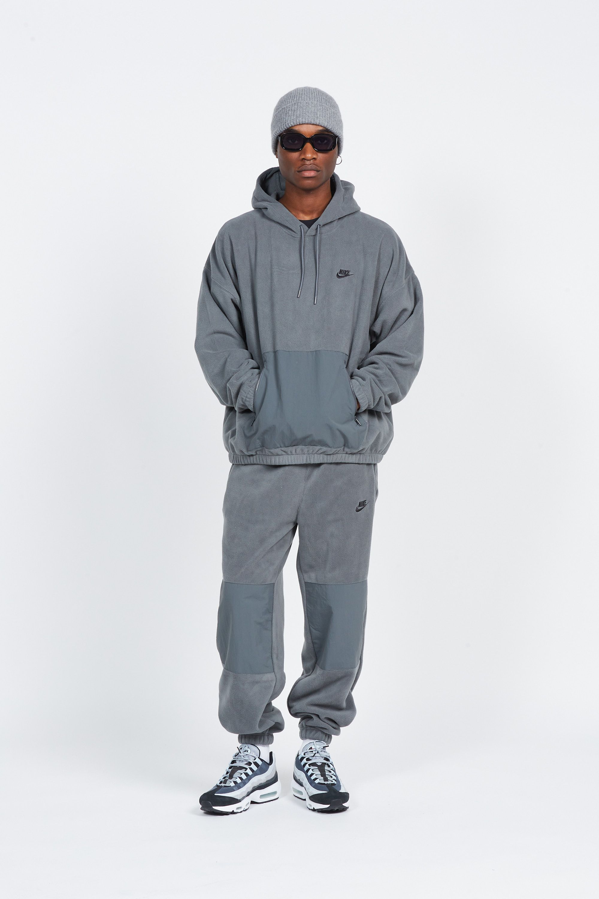 NIKE Jogging POLAR FLC Gris