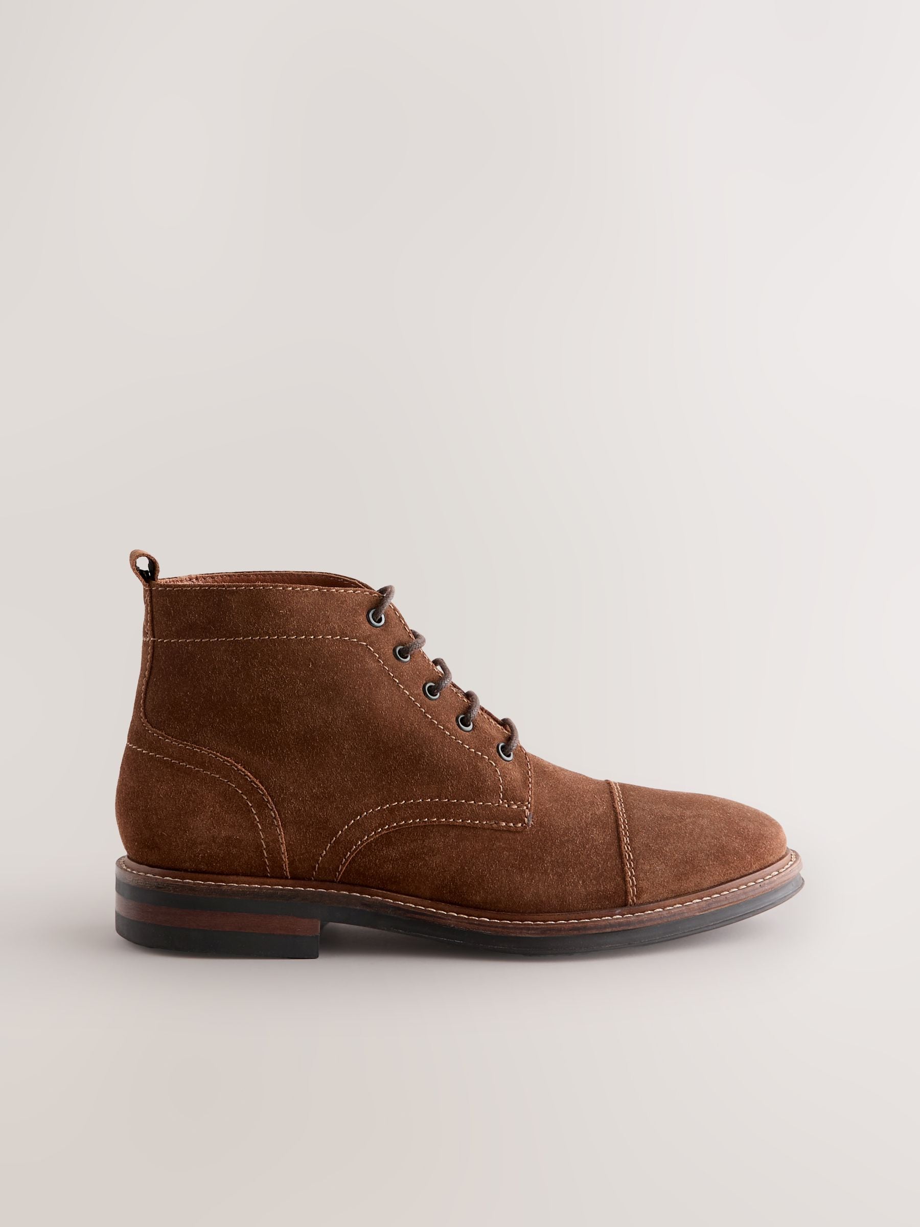Pastelgeel - Leren boots met neusstuk
