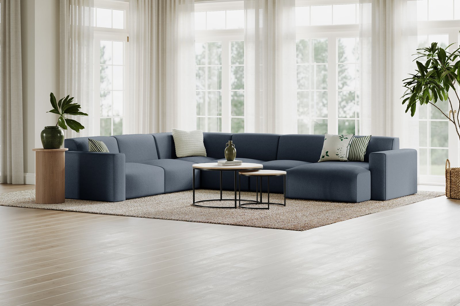 Styl U-sofa 2-seter venstre, 2-seter og sjeselong høyre. Tekstil Lombardo 16/2 Dark Blue med sorte ben.
