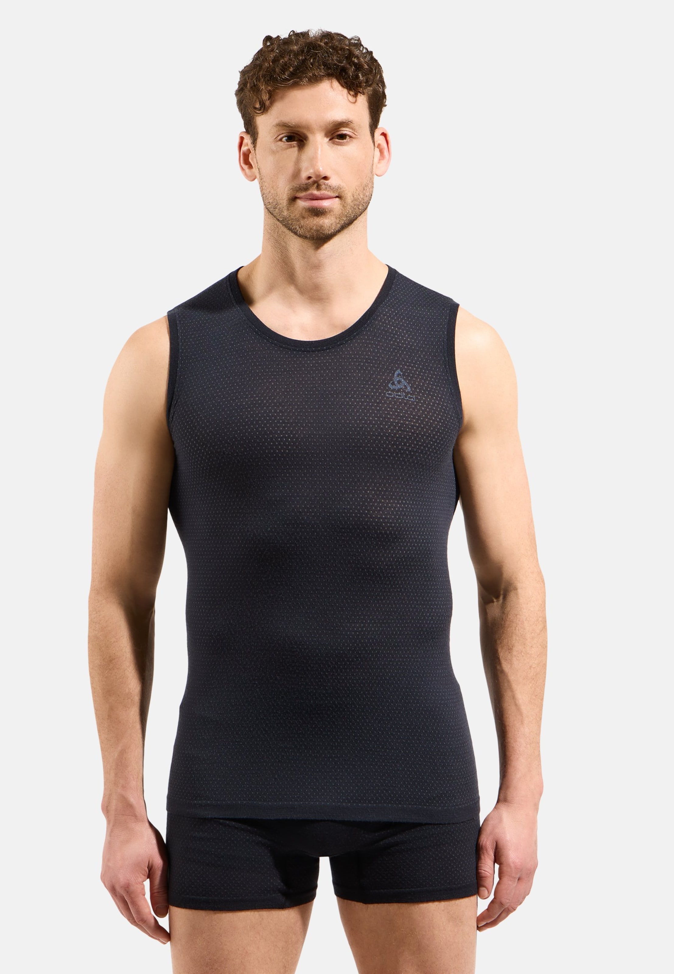 Performance Wool 140 Base Layer Singlet in black