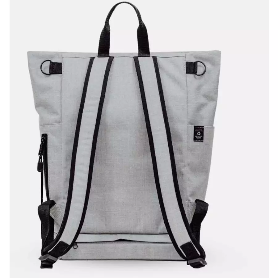Anna und Oskar Fairer Wickelrucksack Kalle aus recyceltem Material Hellgrau