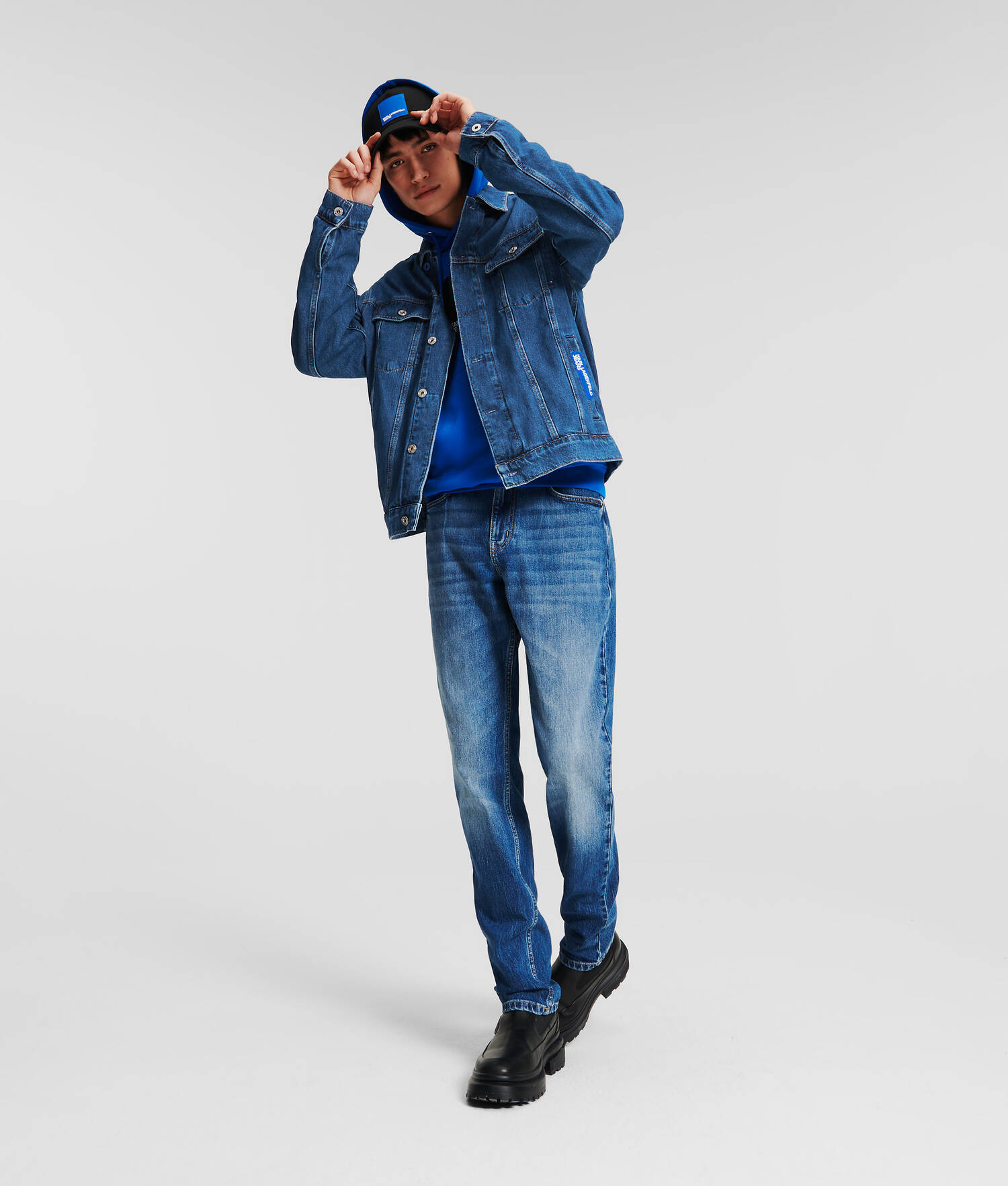 VESTE EN JEAN COUPE DROITE KLJ