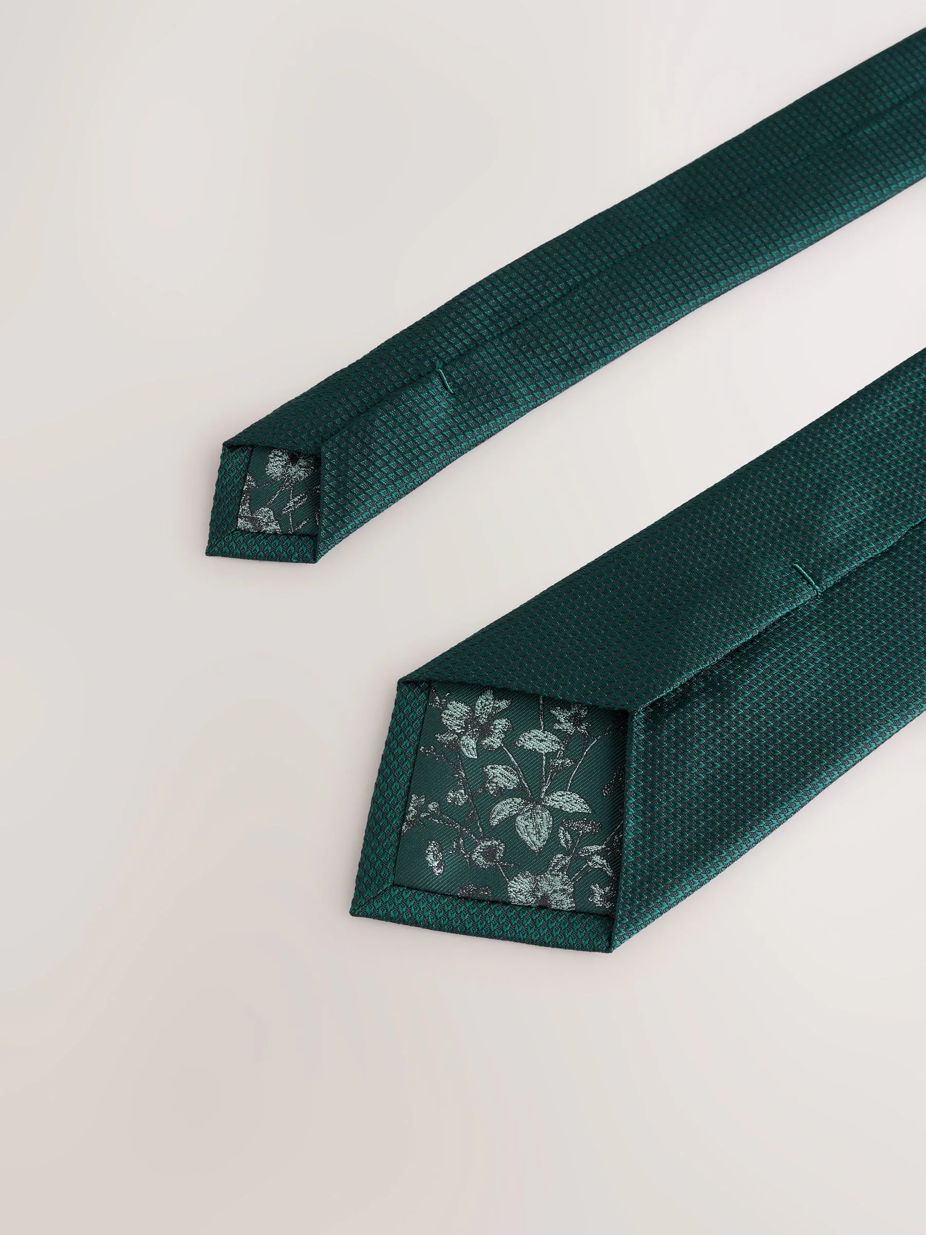 Groen - Set met textuurrijke stropdas en pochet