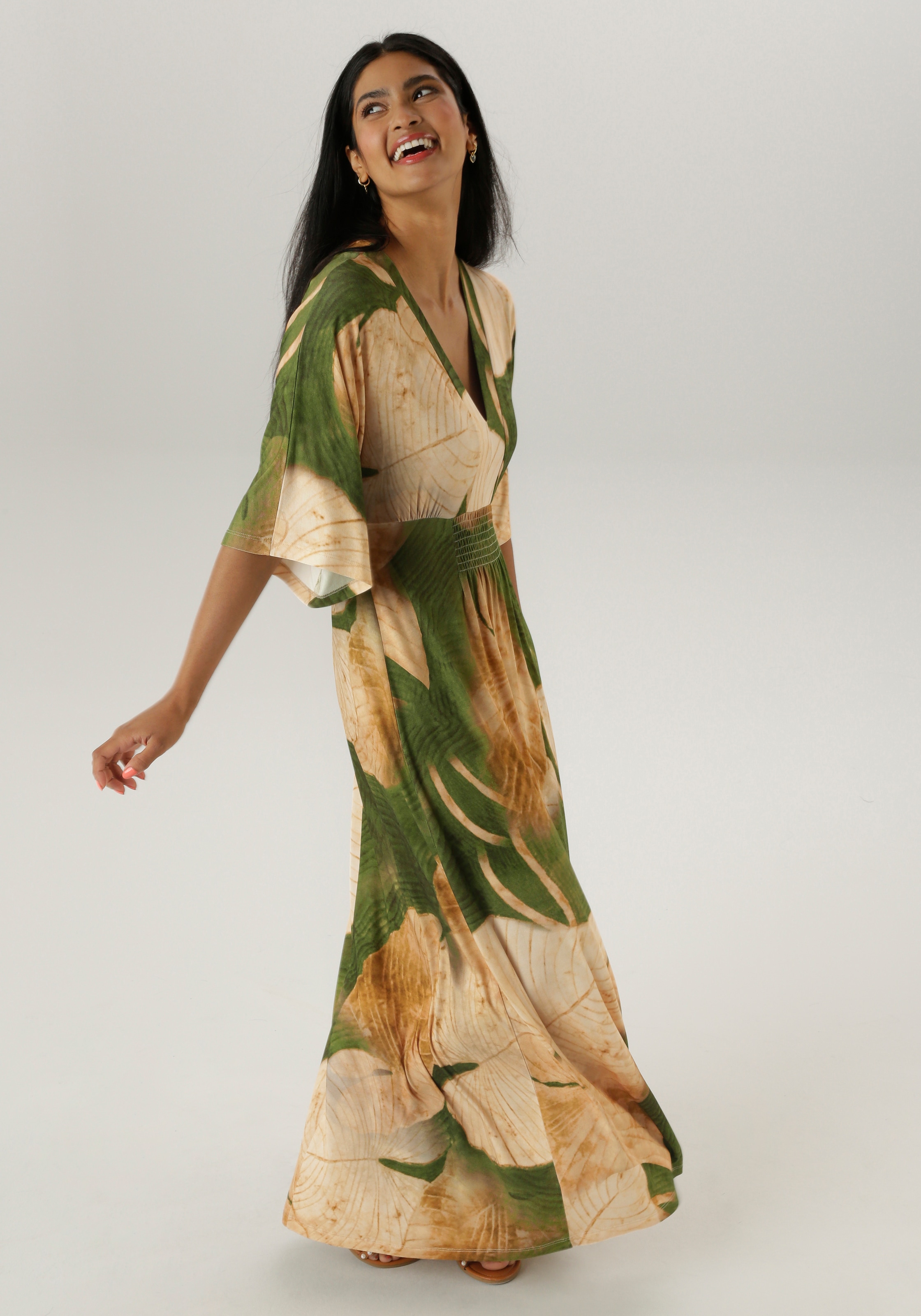 Aniston SELECTED Maxikleid mit weiten, 3/4-langen Ärmeln