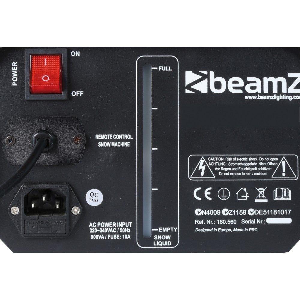 BeamZ Snow900 sneeuwmachine met sneeuwvloeistof