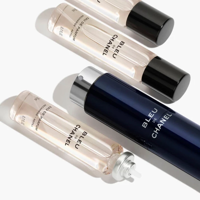 Bleu de Chanel Eau de Parfum twist & spray CHANEL