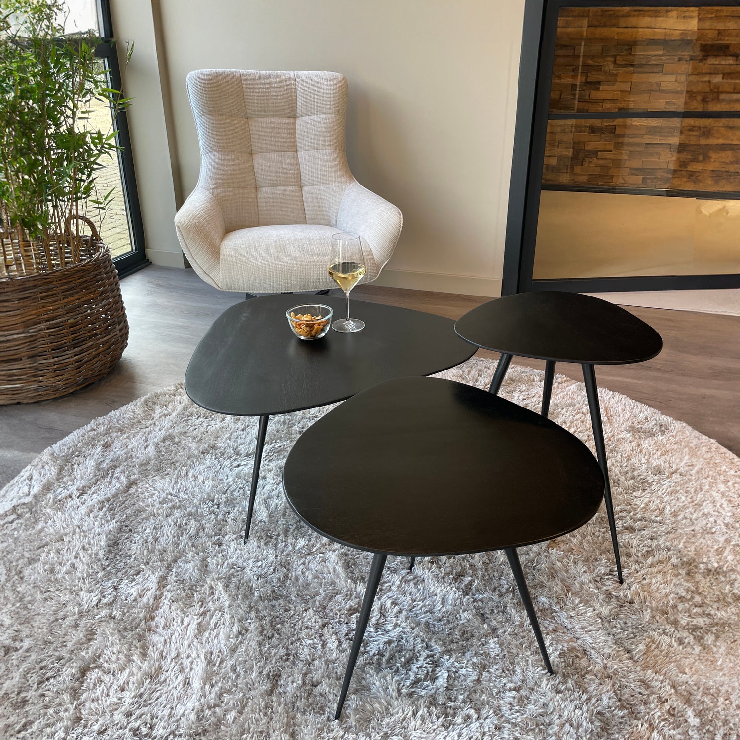 Brix bijzettafel Loua zwart 70 x 70 x 39 cm